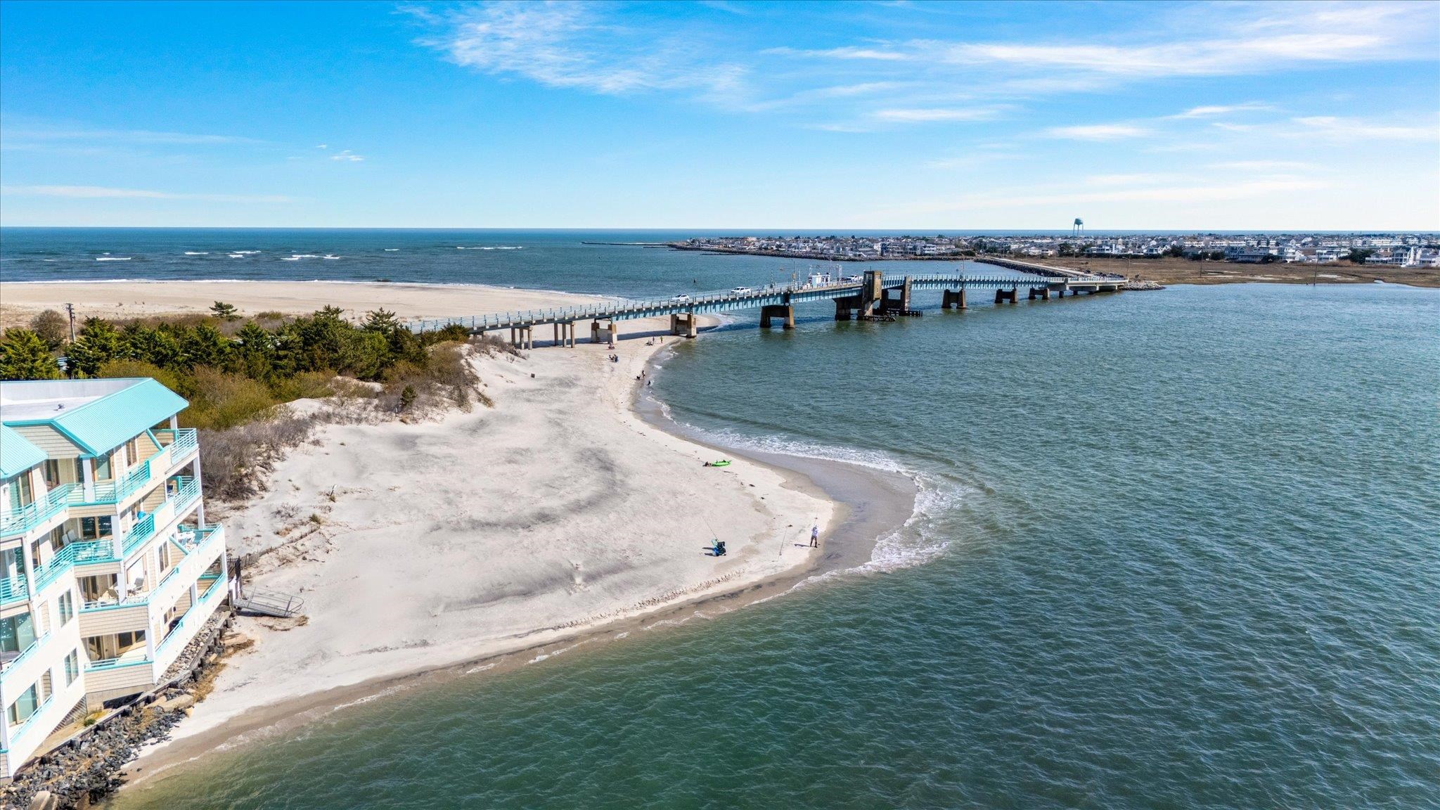 9400 Roberts Avenue Unit: 306