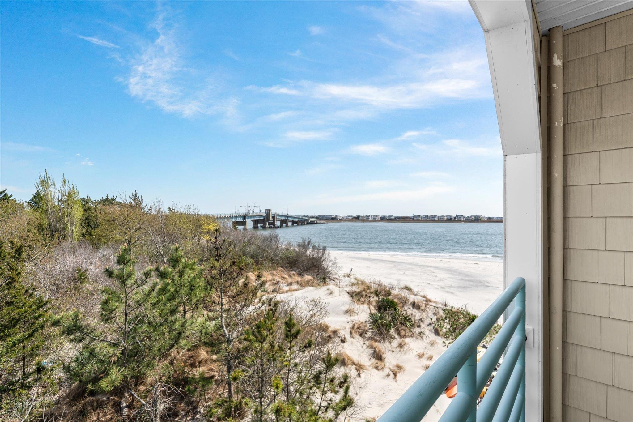 9400 Roberts Avenue Unit: 306