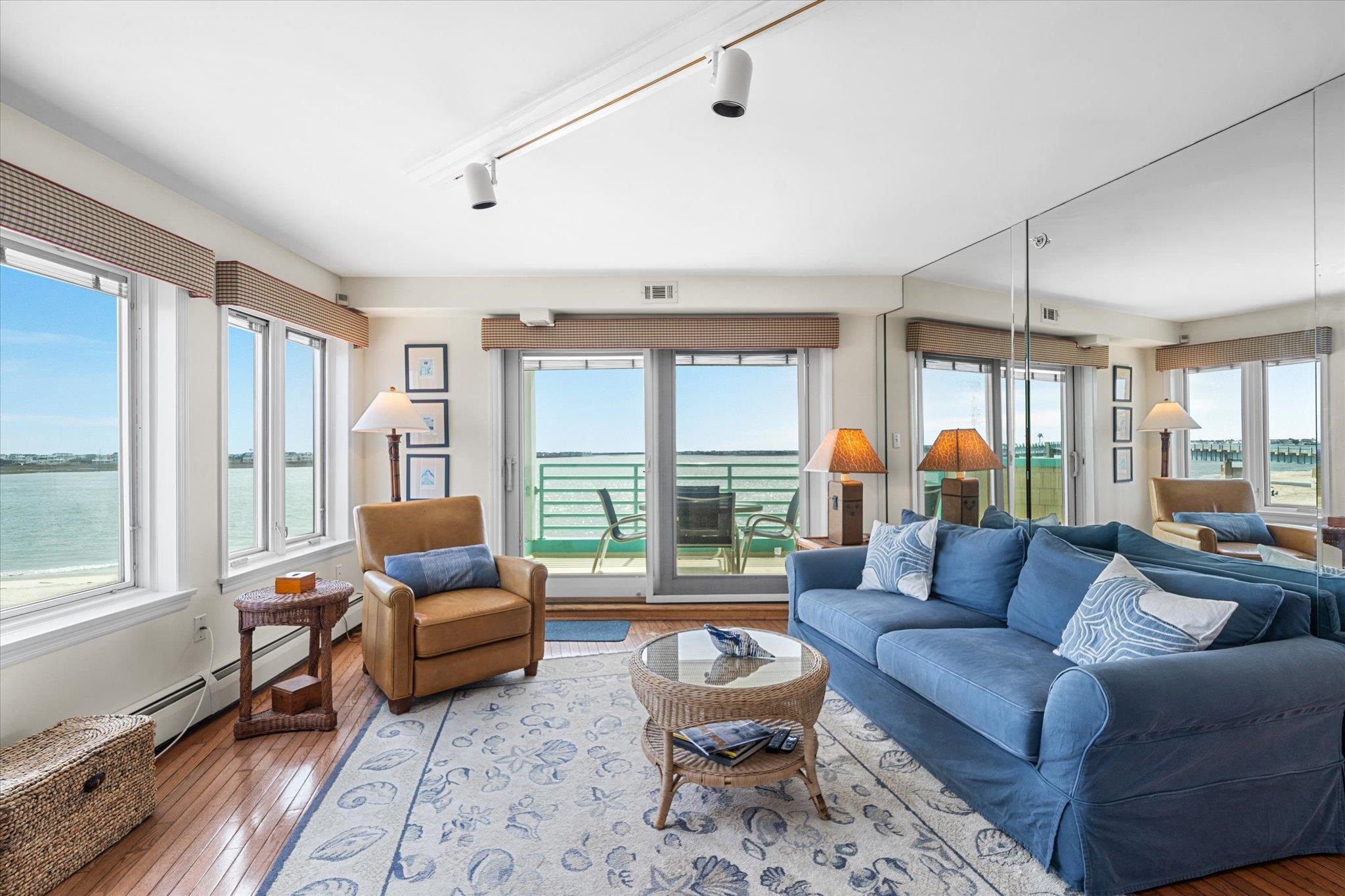 9400 Roberts Avenue Unit: 306