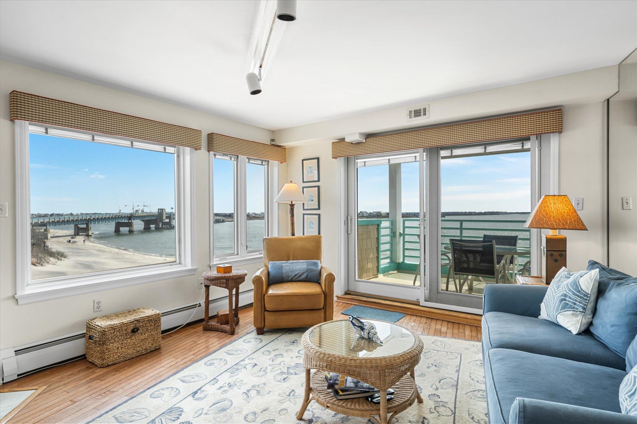 9400 Roberts Avenue Unit: 306