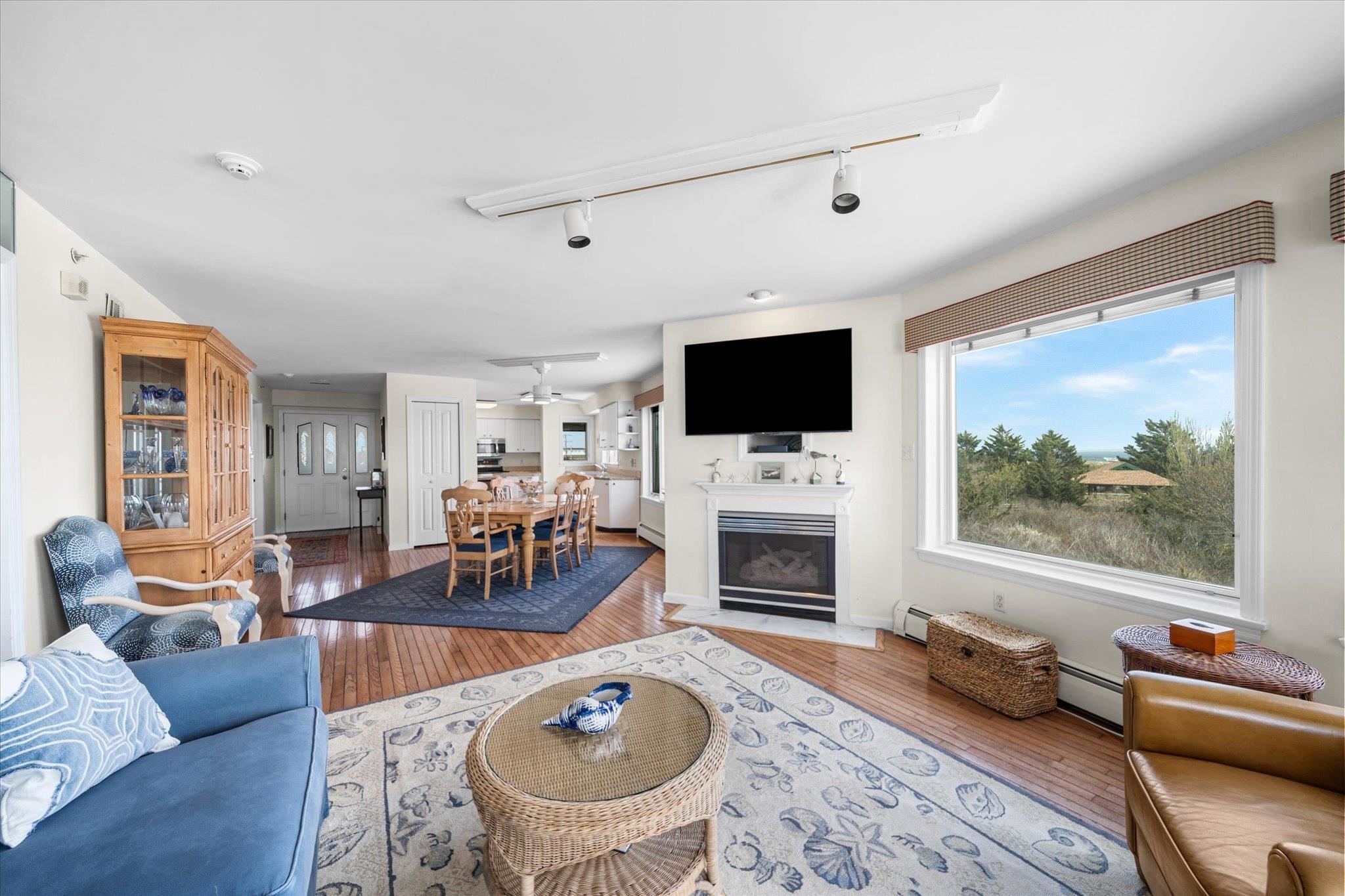 9400 Roberts Avenue Unit: 306