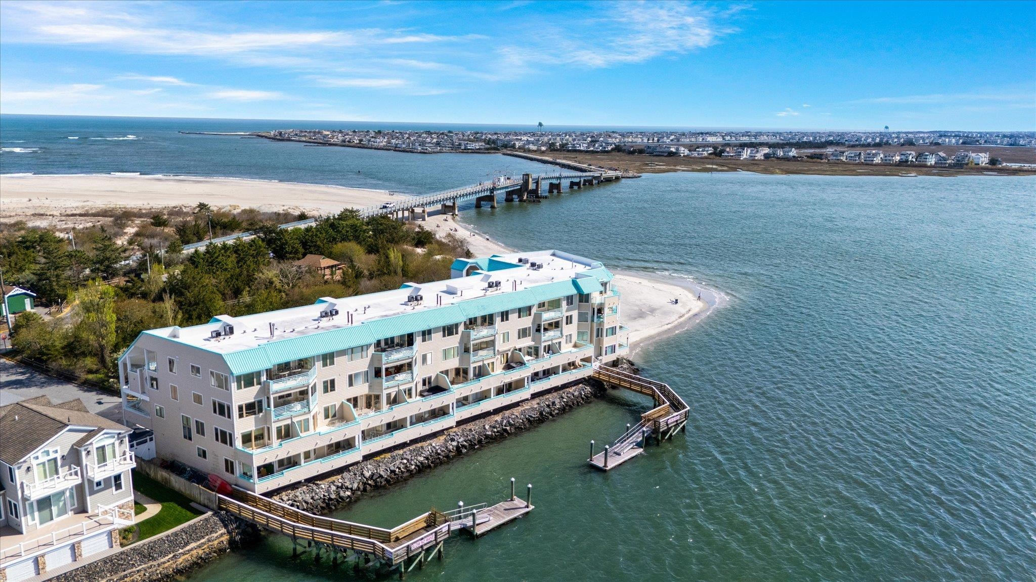 9400 Roberts Avenue Unit: 306