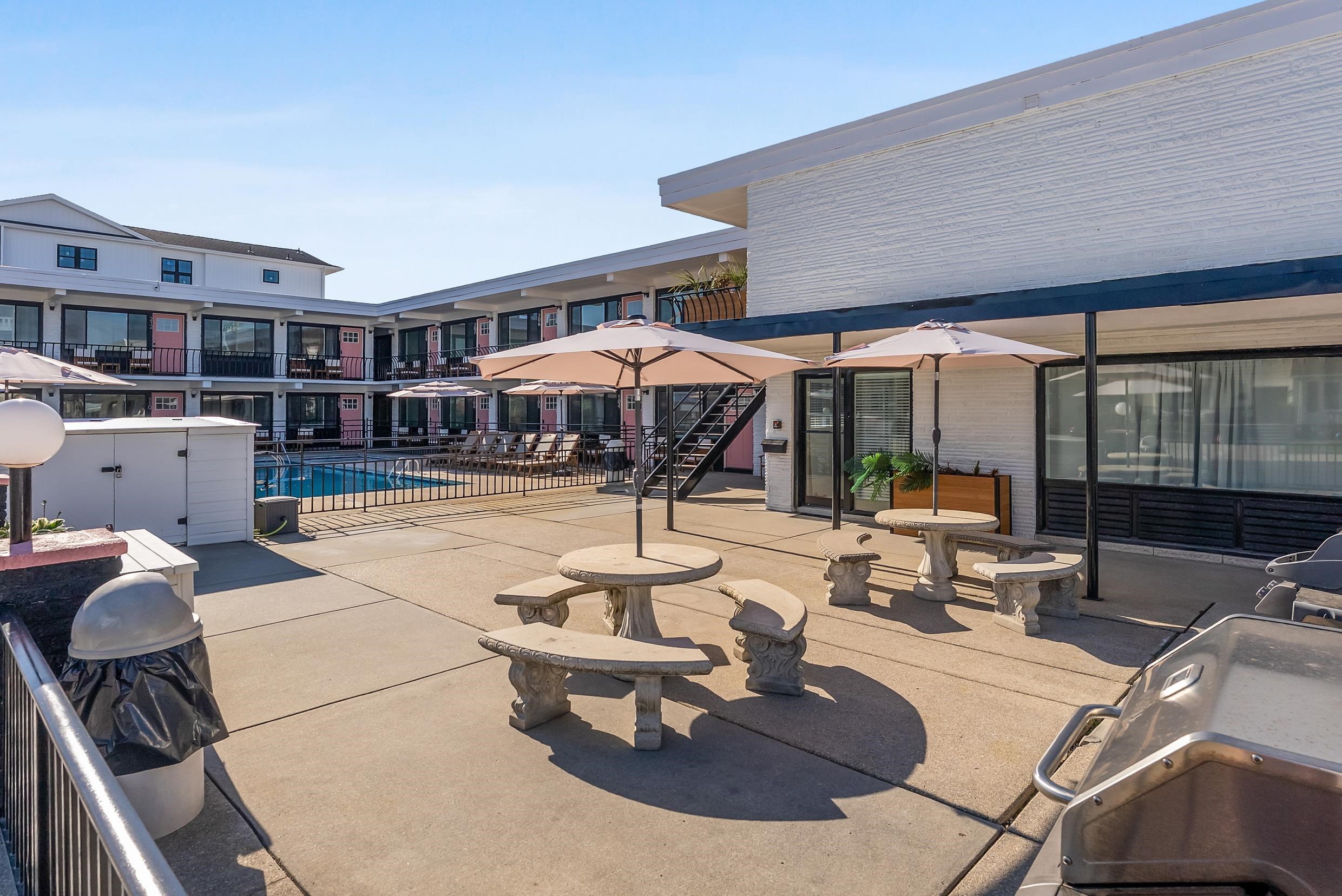 2101 Surf Avenue Unit: 105