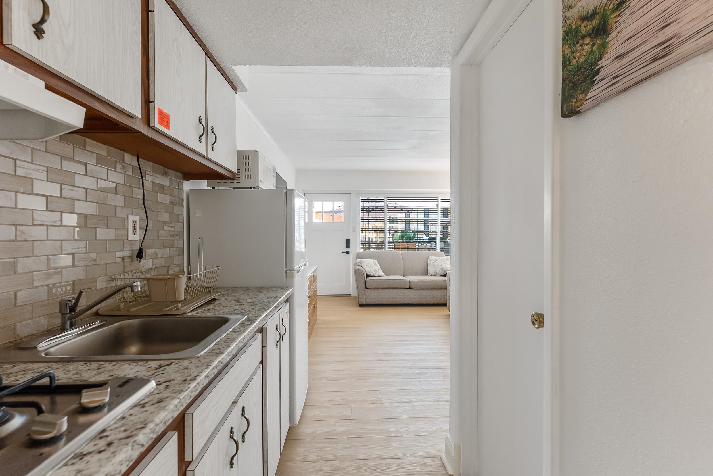 2101 Surf Avenue Unit: 105