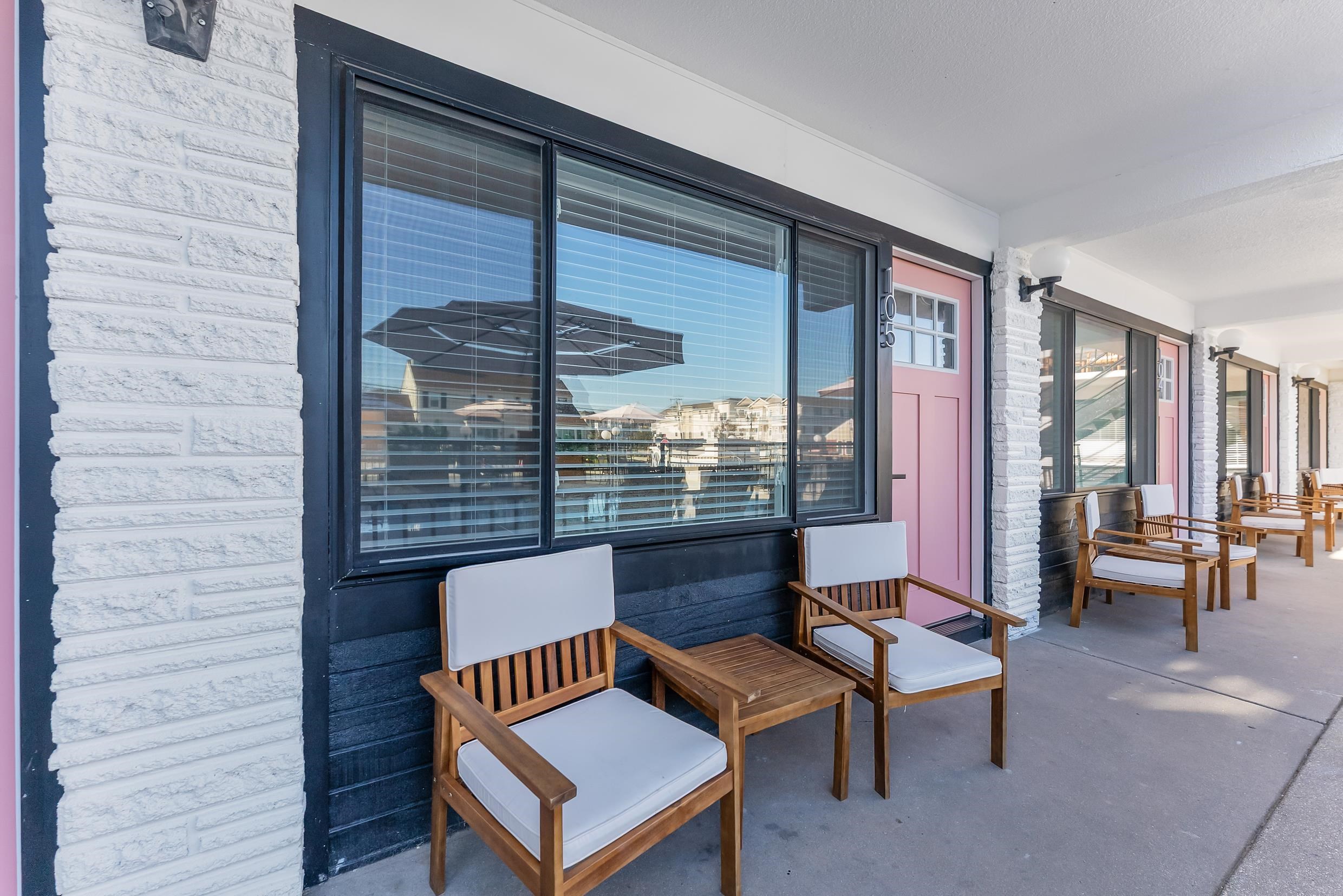 2101 Surf Avenue Unit: 105