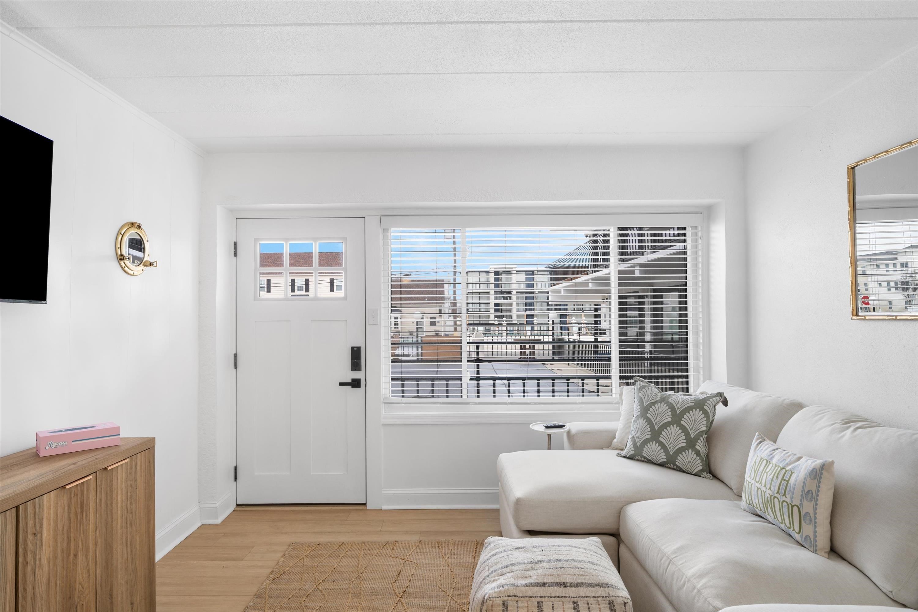 2101 Surf Avenue Unit: 203