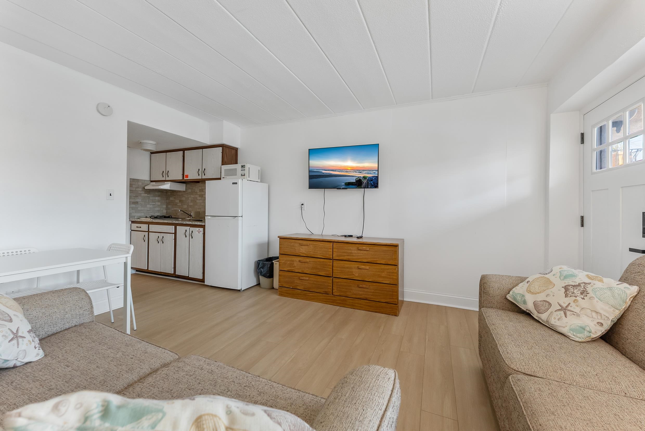 2101 Surf Avenue Unit: 203