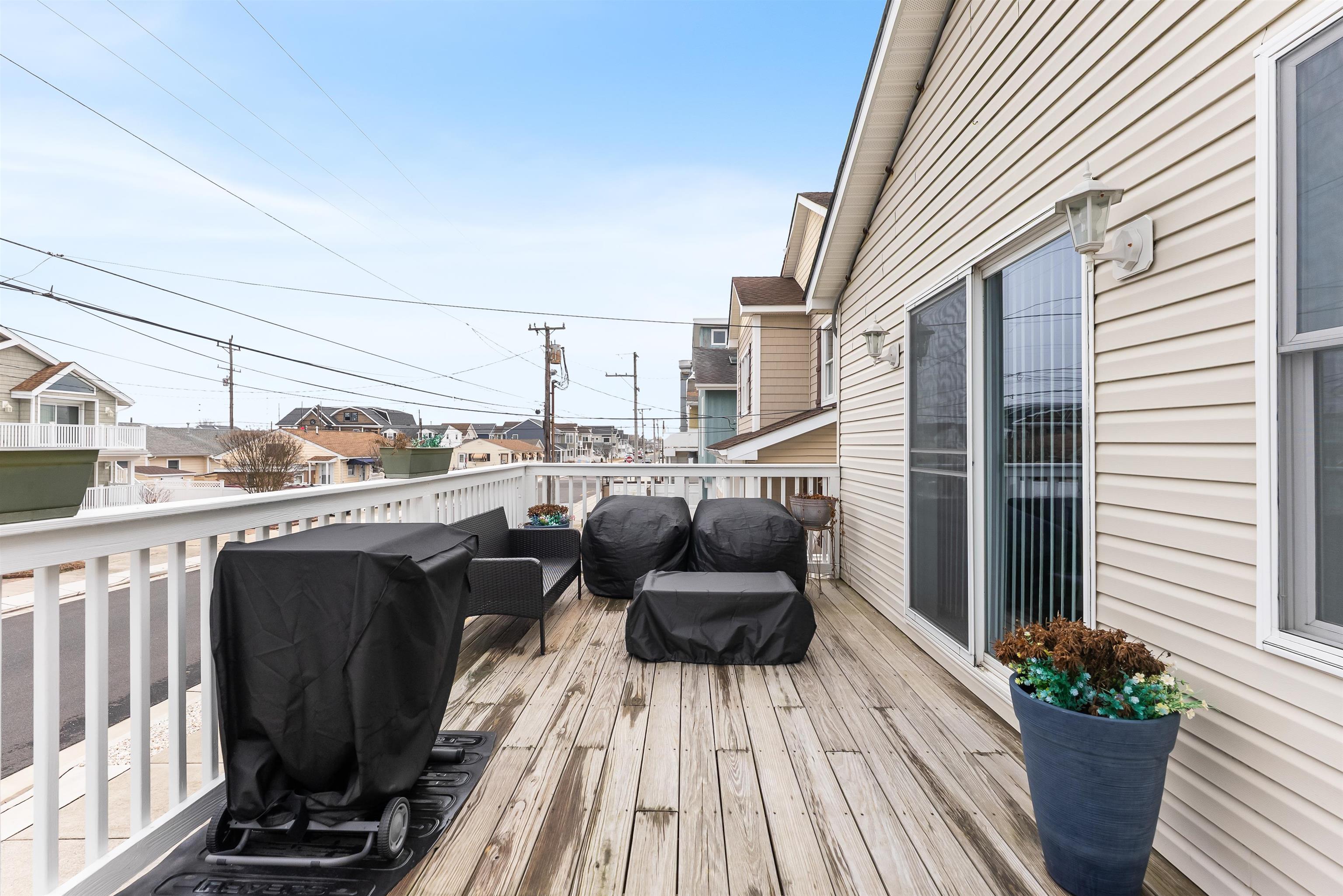 106 W Syracuse Avenue