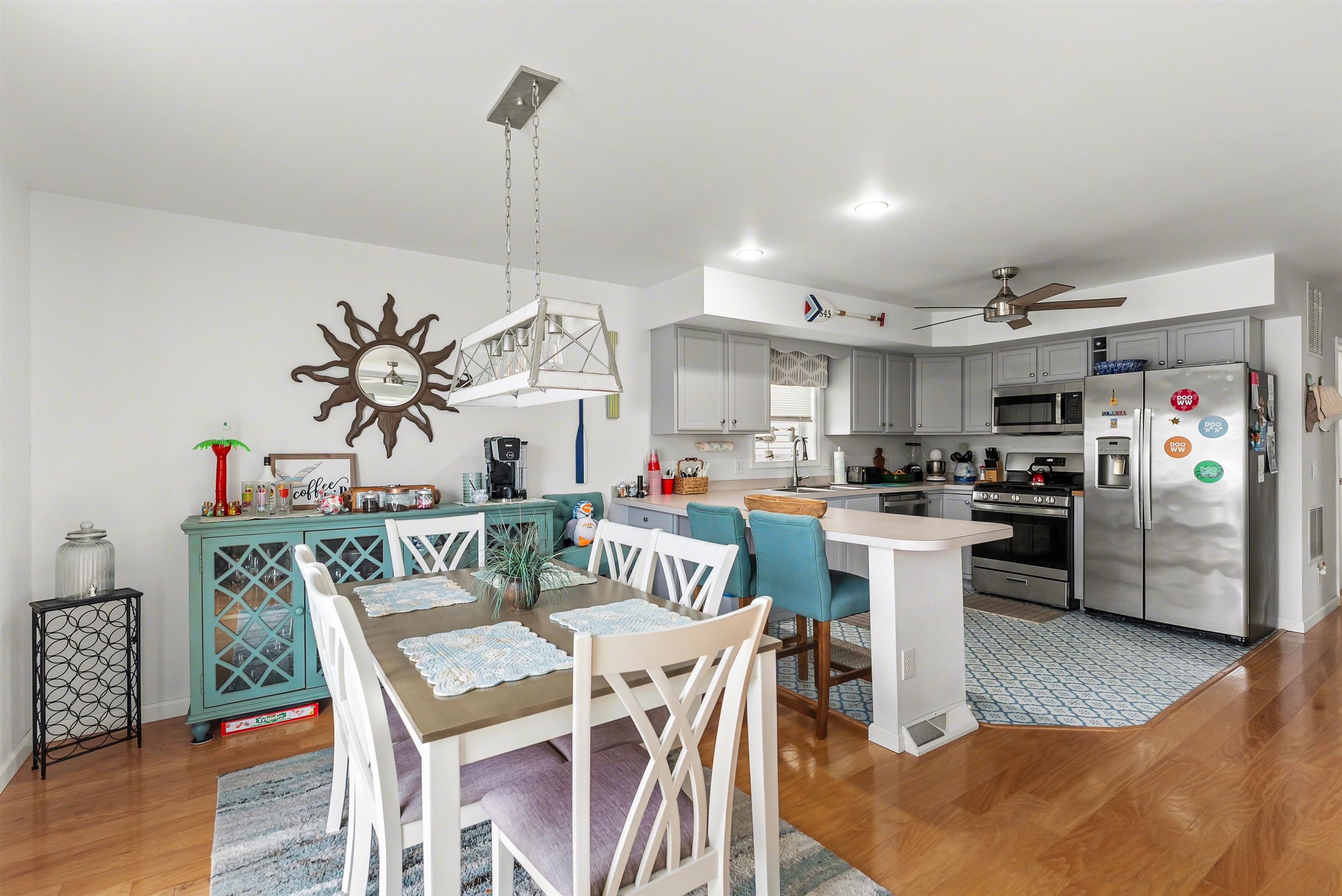 106 W Syracuse Avenue