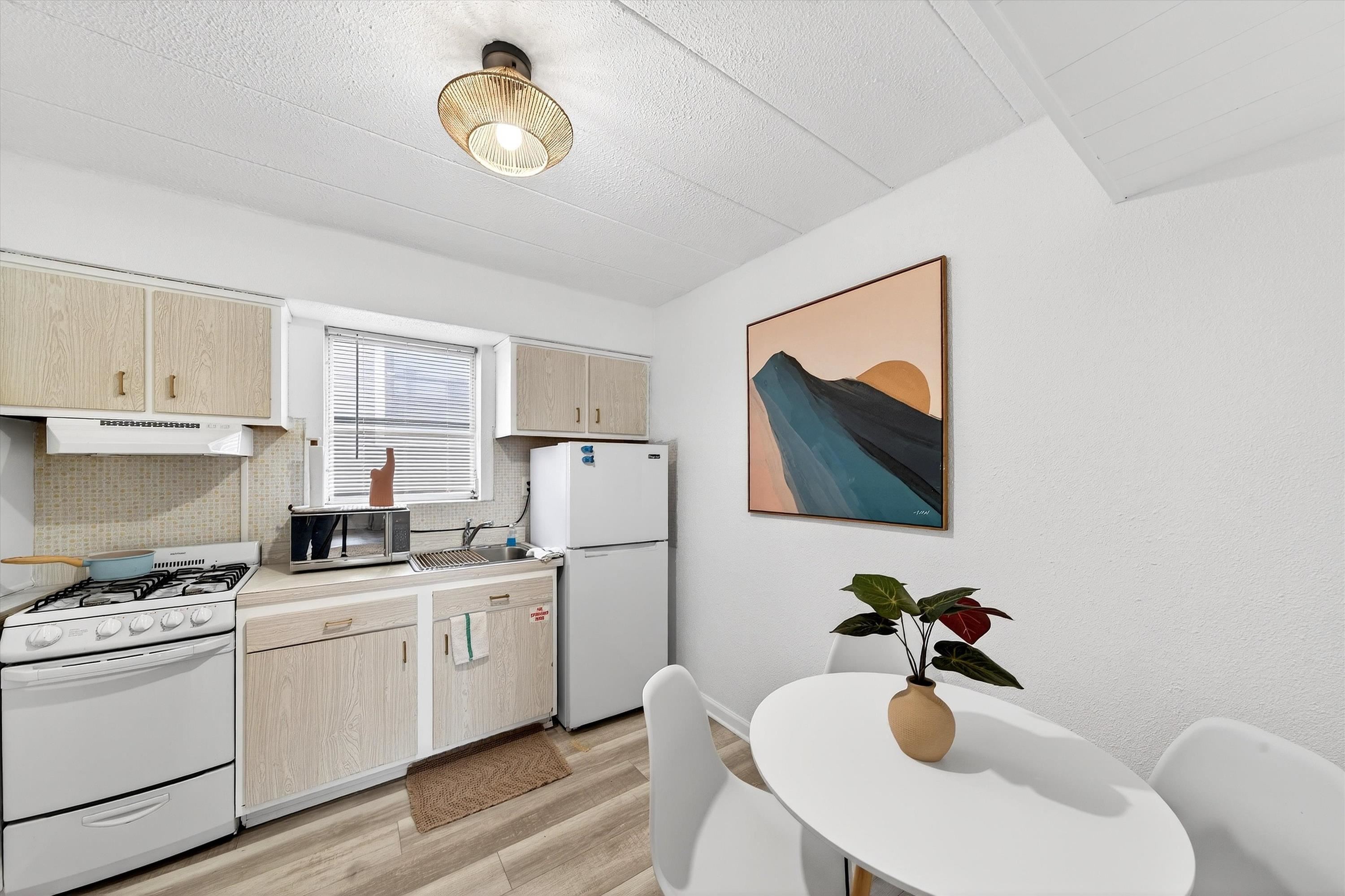 2101 Surf Avenue Unit: 211