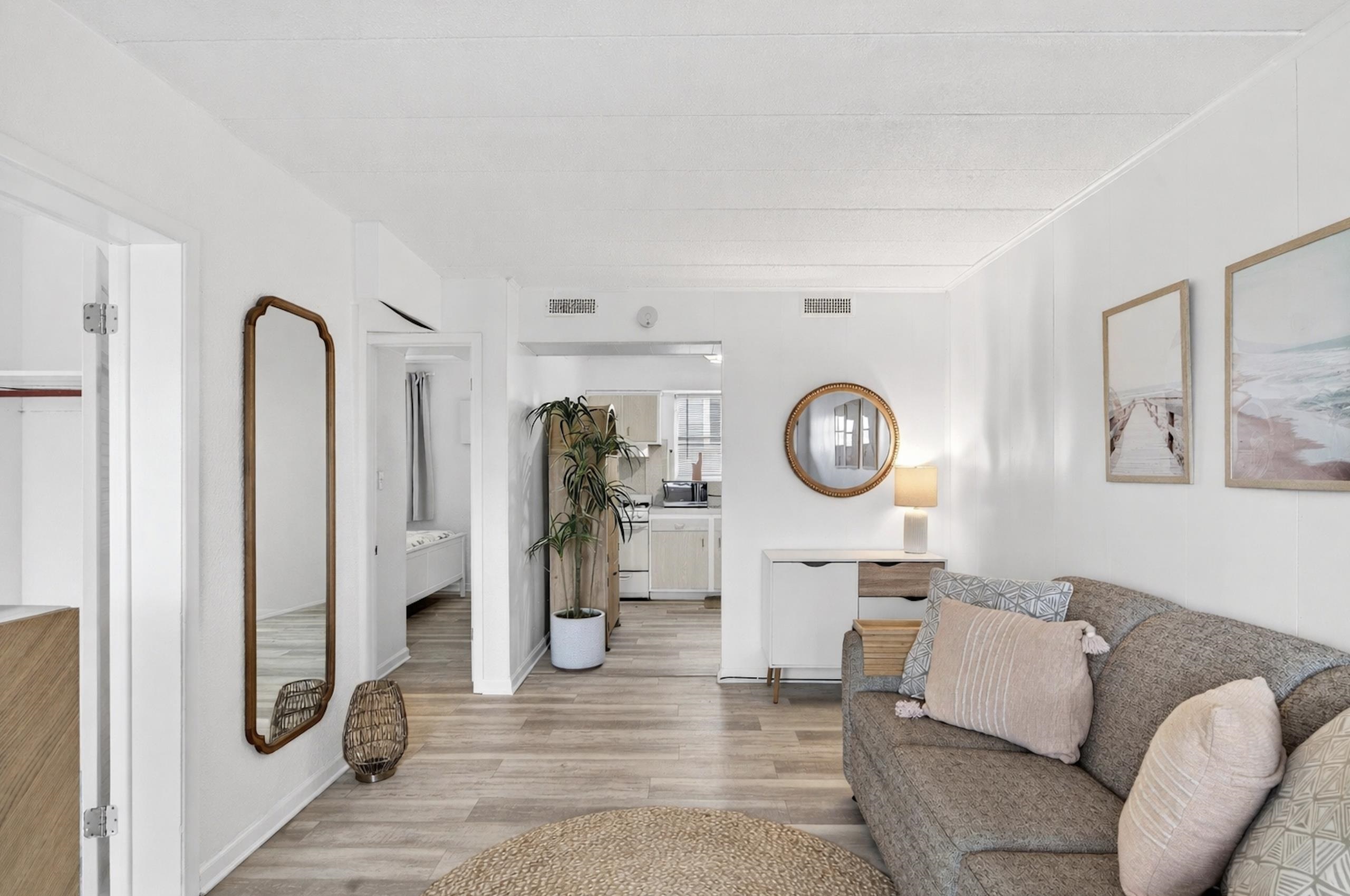 2101 Surf Avenue Unit: 211