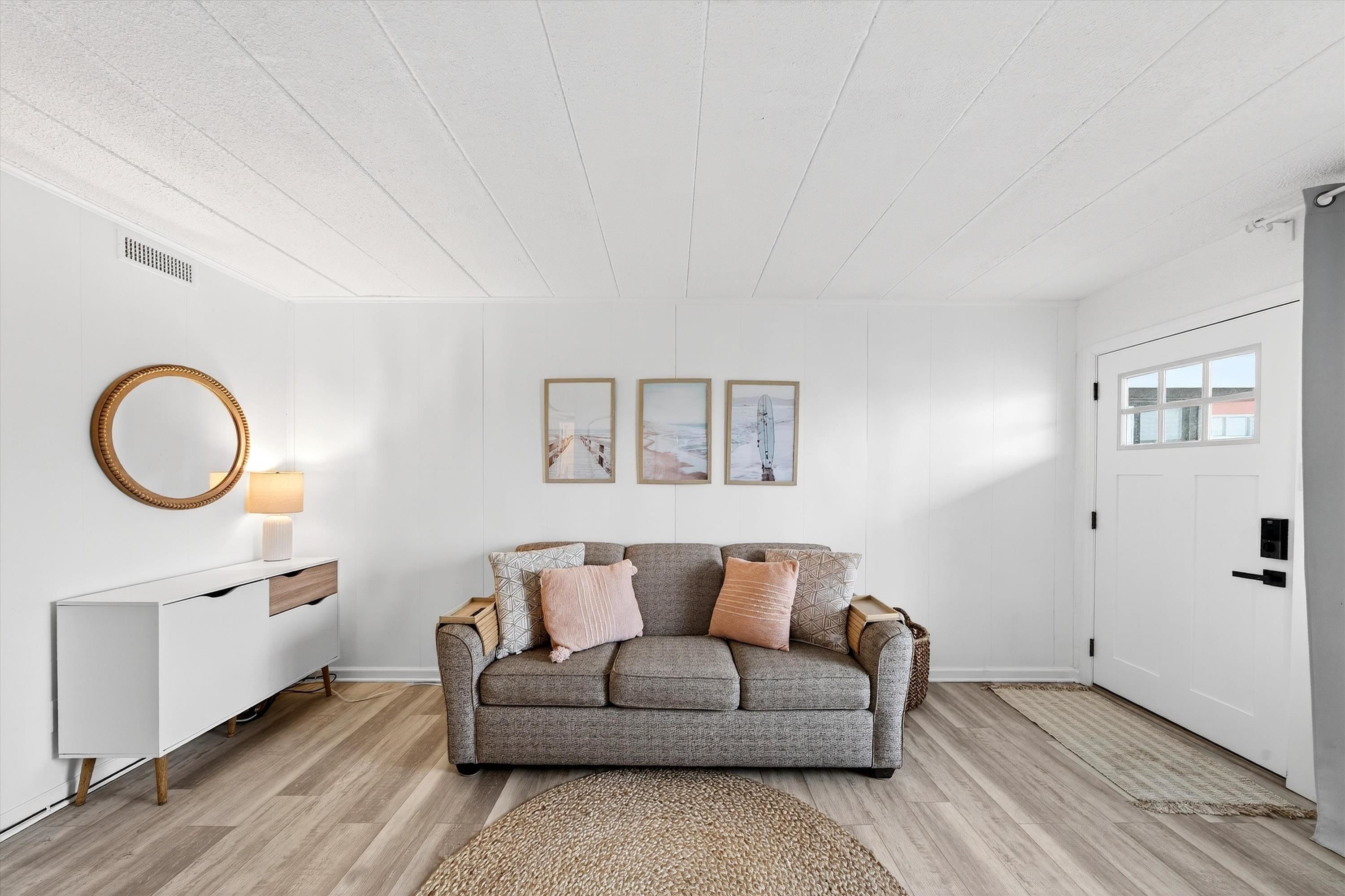 2101 Surf Avenue Unit: 211