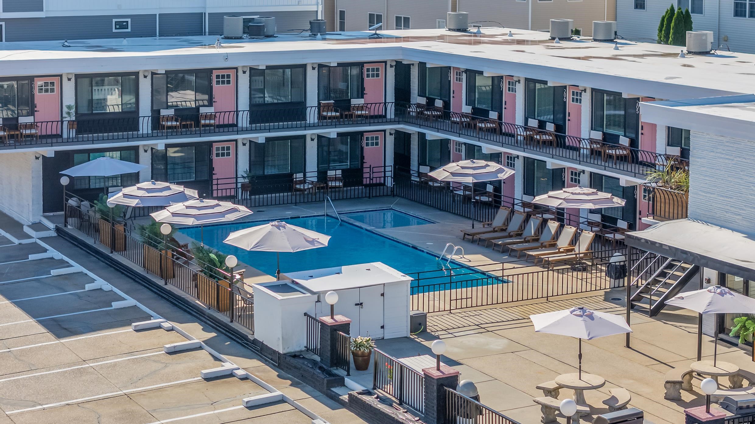 2101 Surf Avenue Unit: 211