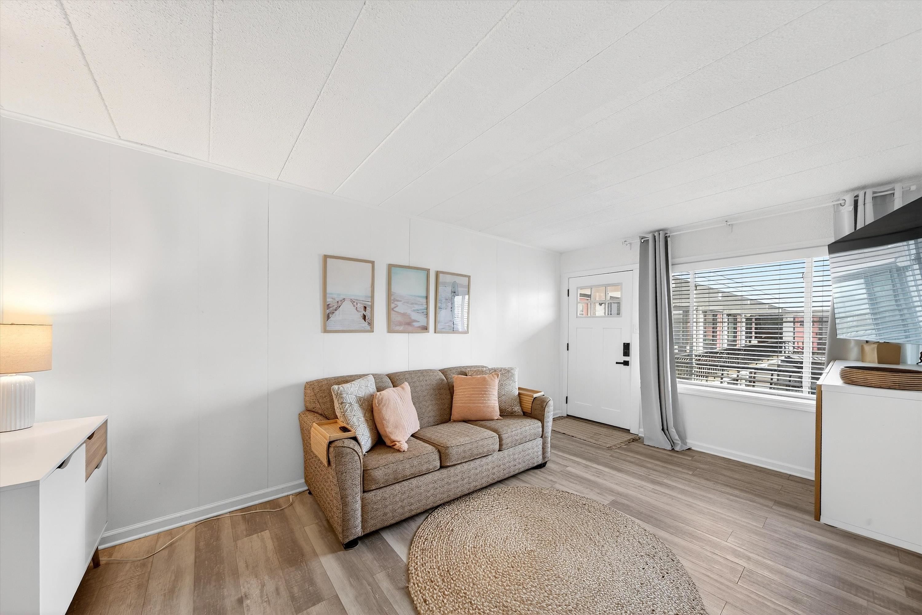 2101 Surf Avenue Unit: 211