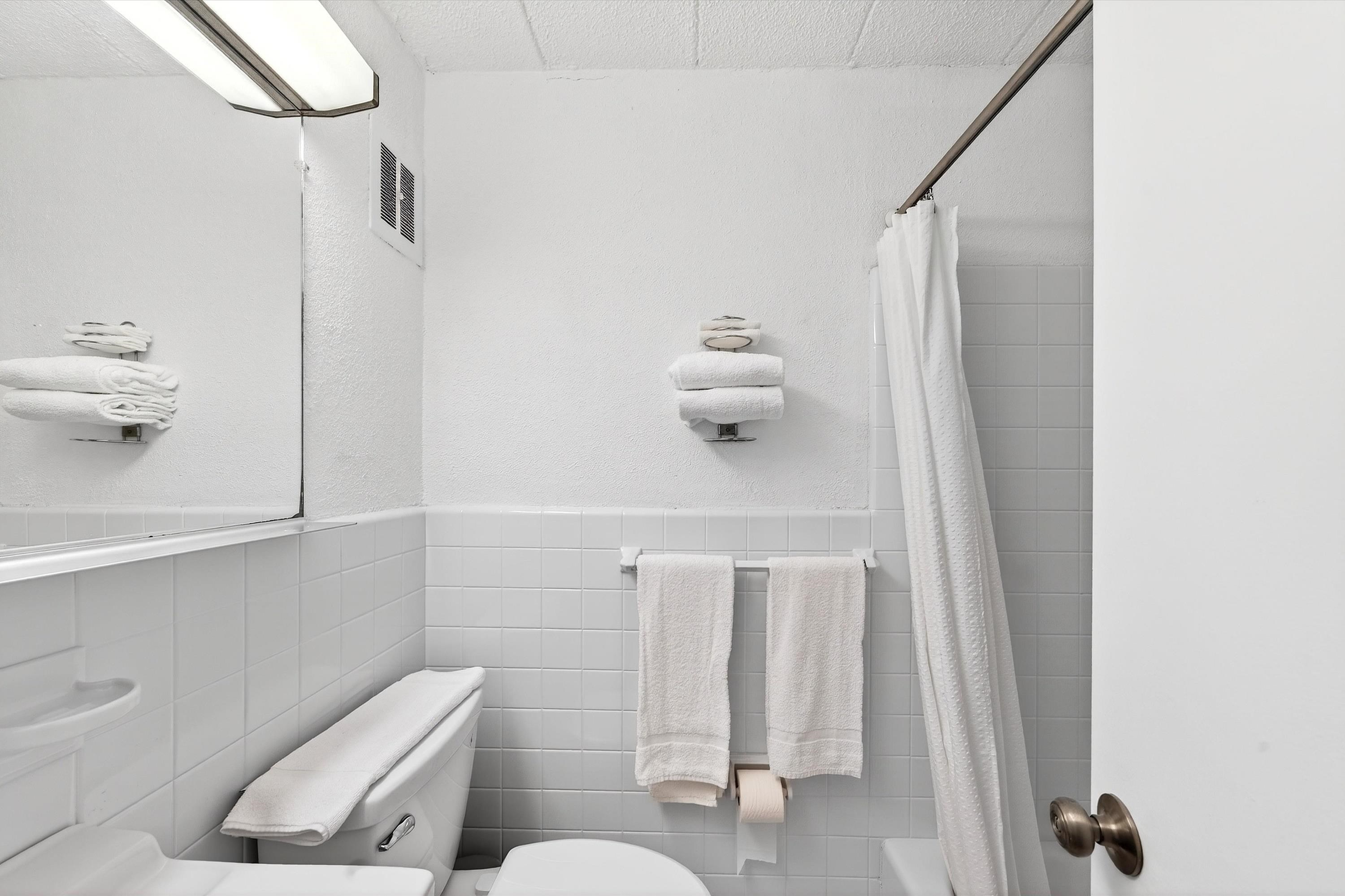 2101 Surf Avenue Unit: 211