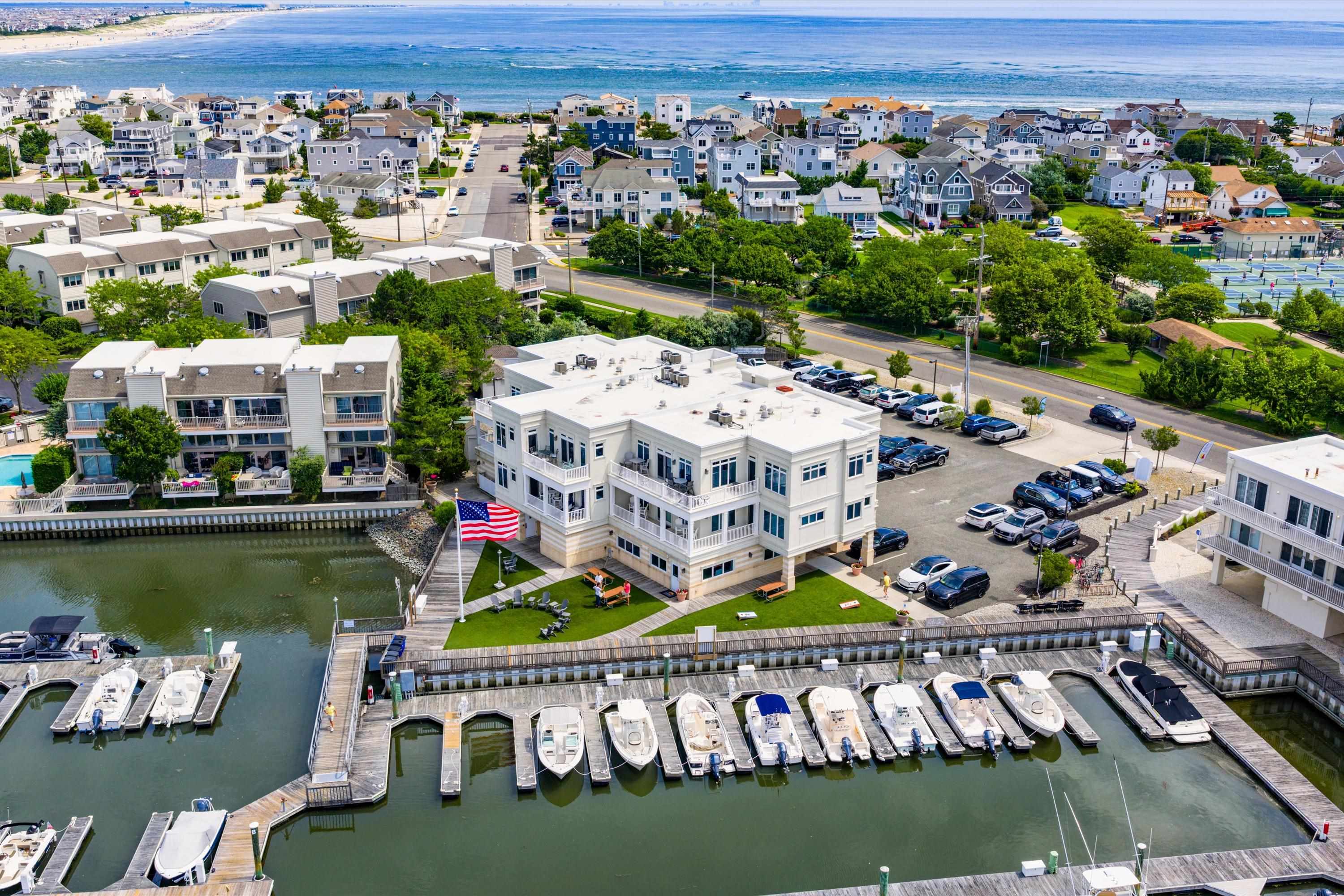 900 Ocean Drive Unit: 6