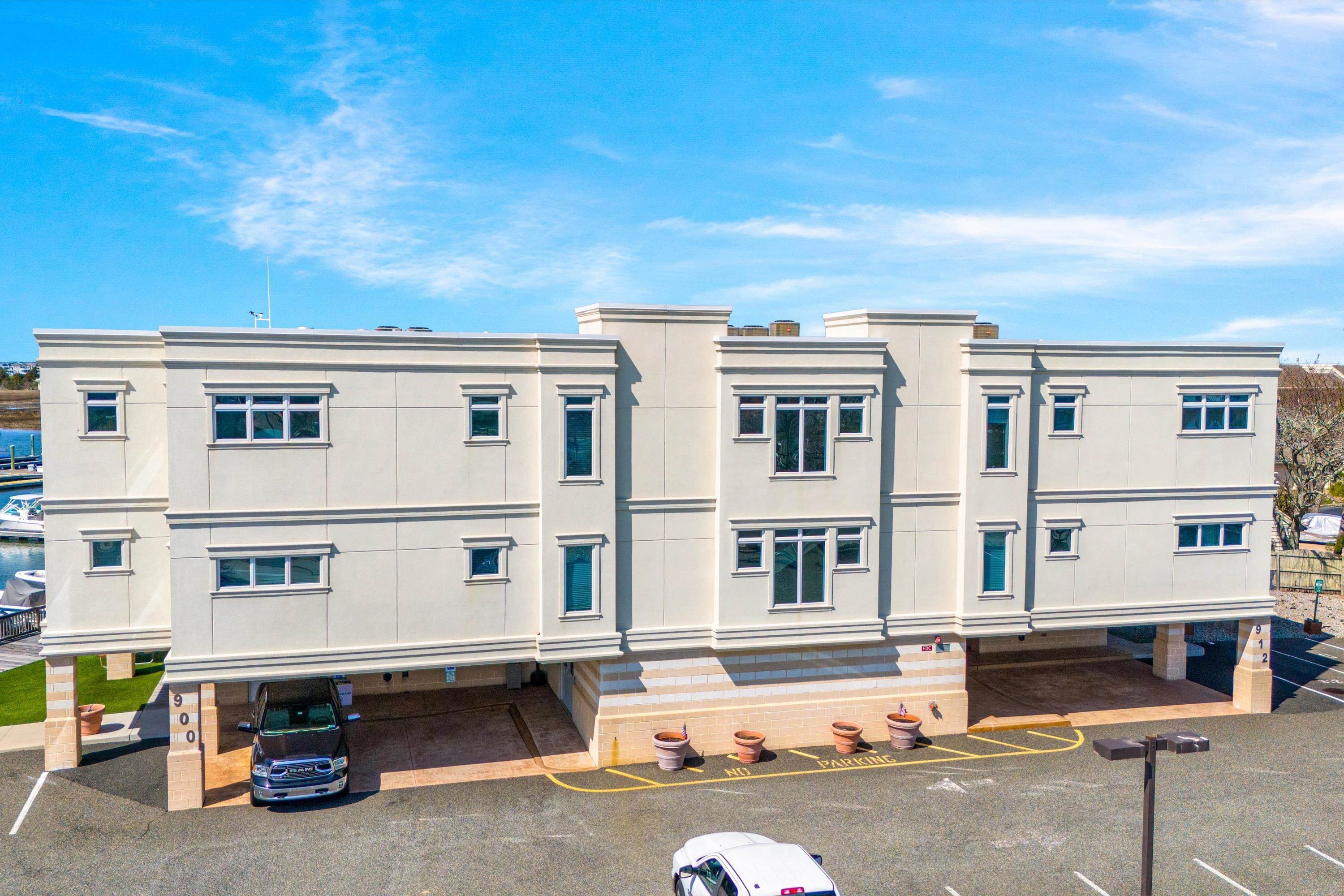 900 Ocean Drive Unit: 6