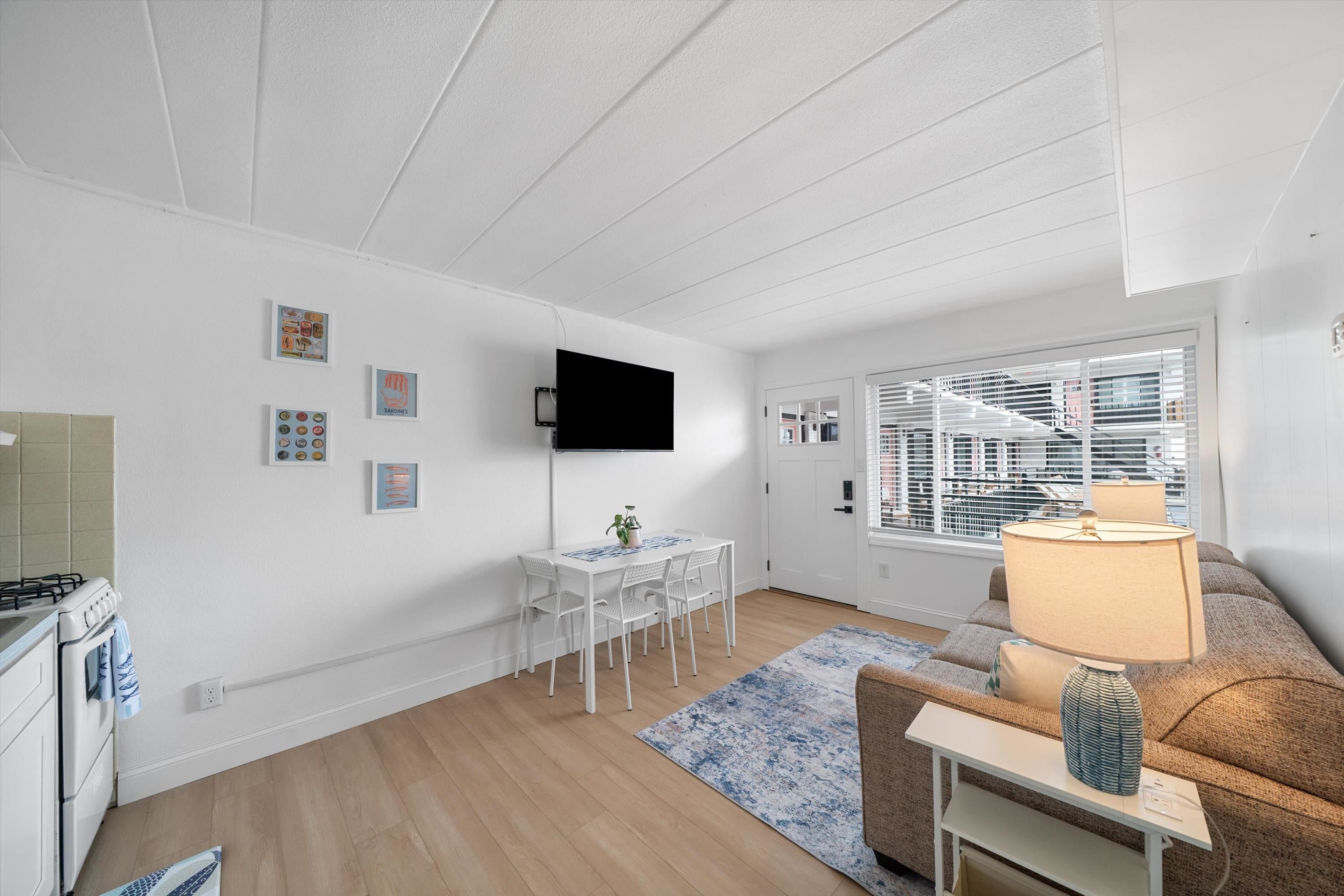 2101 Surf Avenue Unit: 109