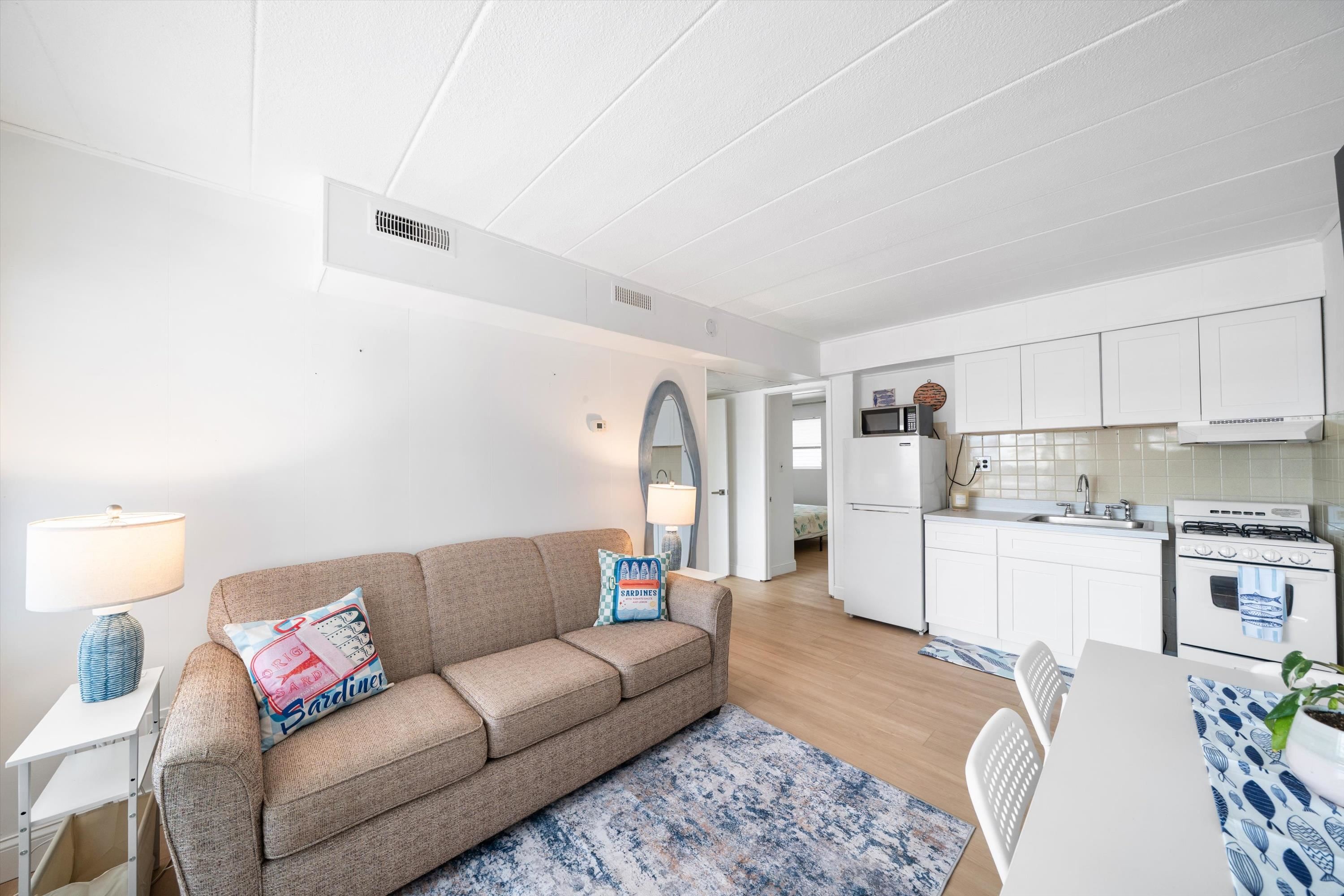 2101 Surf Avenue Unit: 109