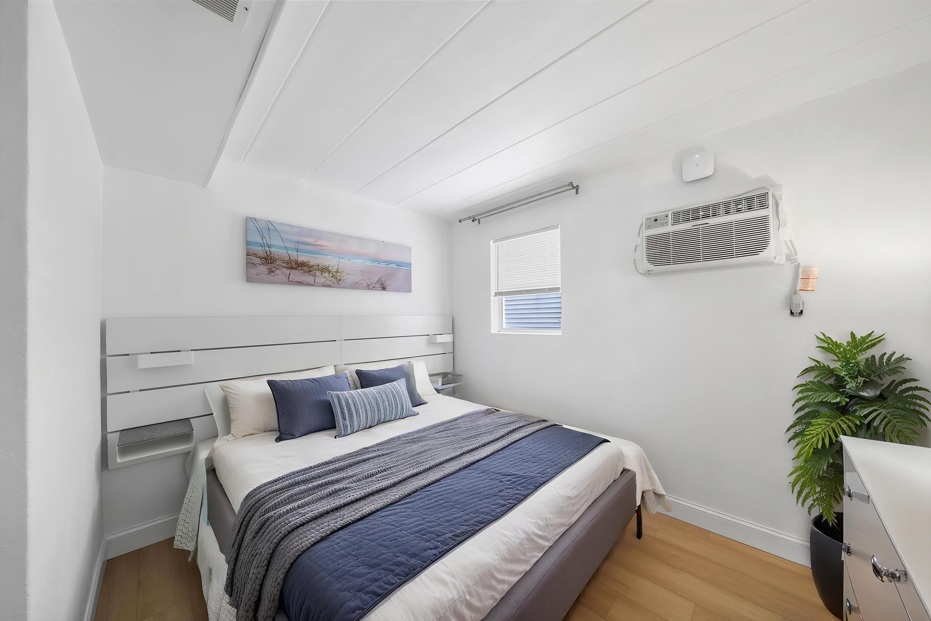 2101 Surf Avenue Unit: 109