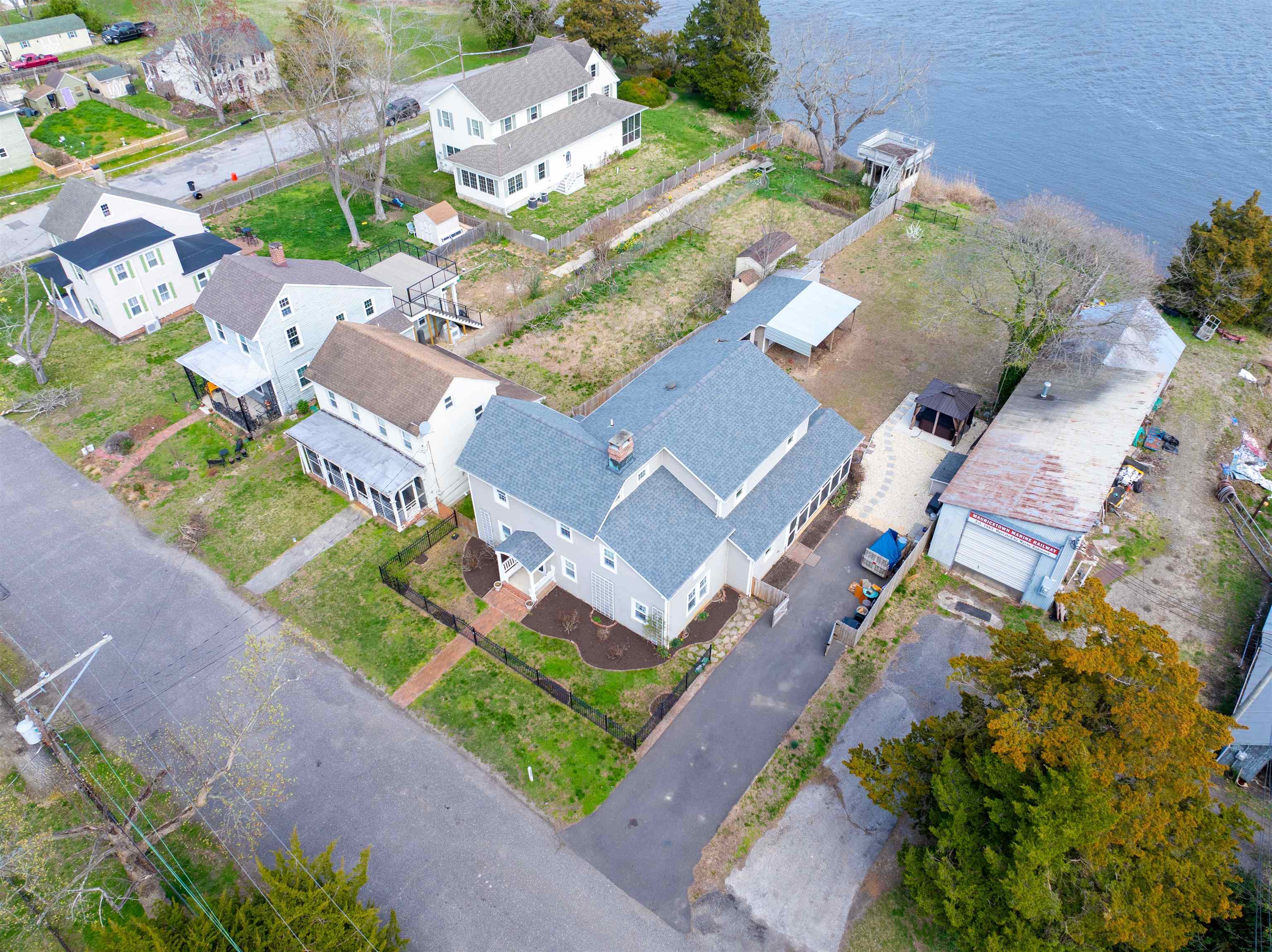 1230 Front Street