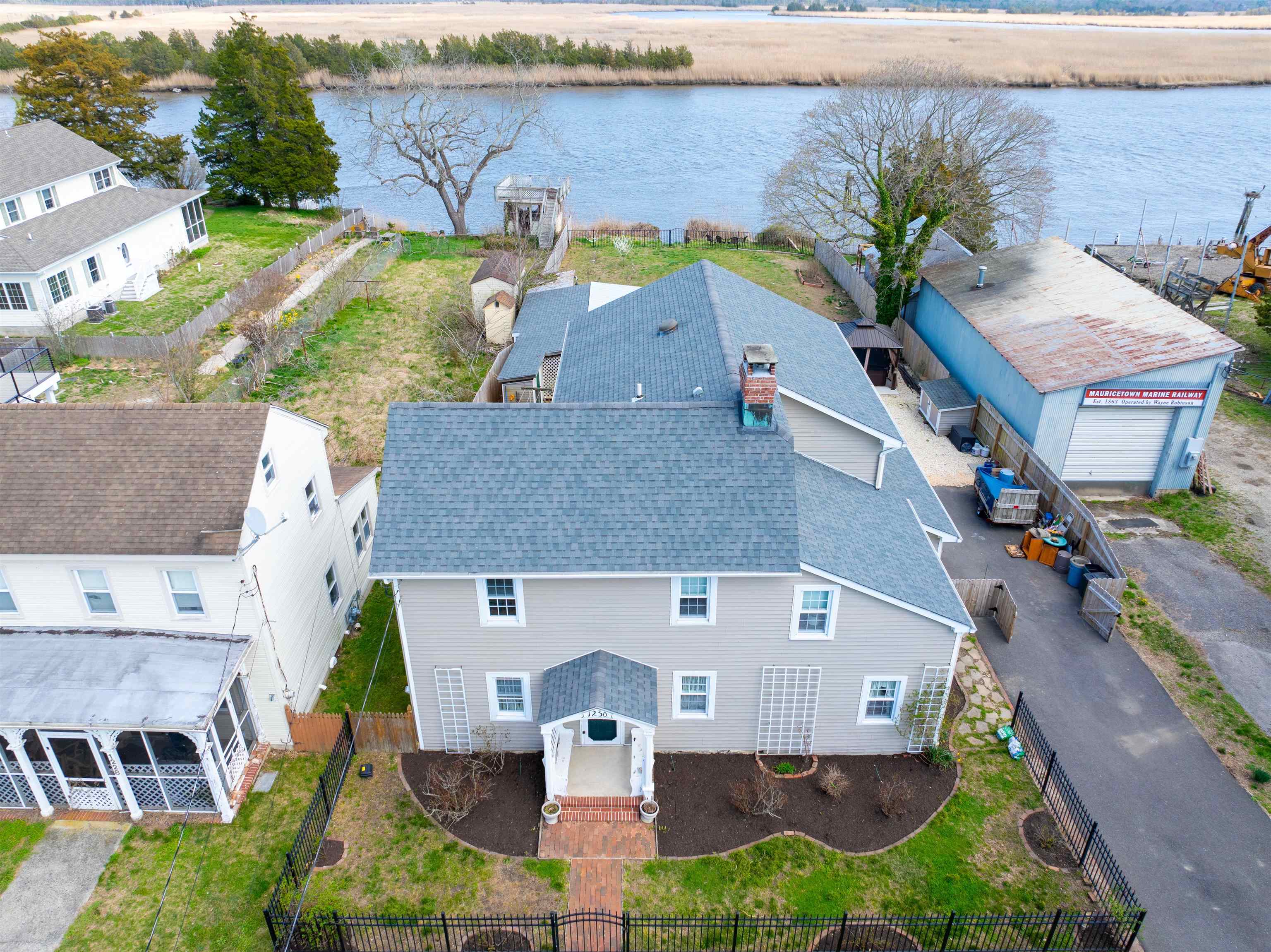 1230 Front Street