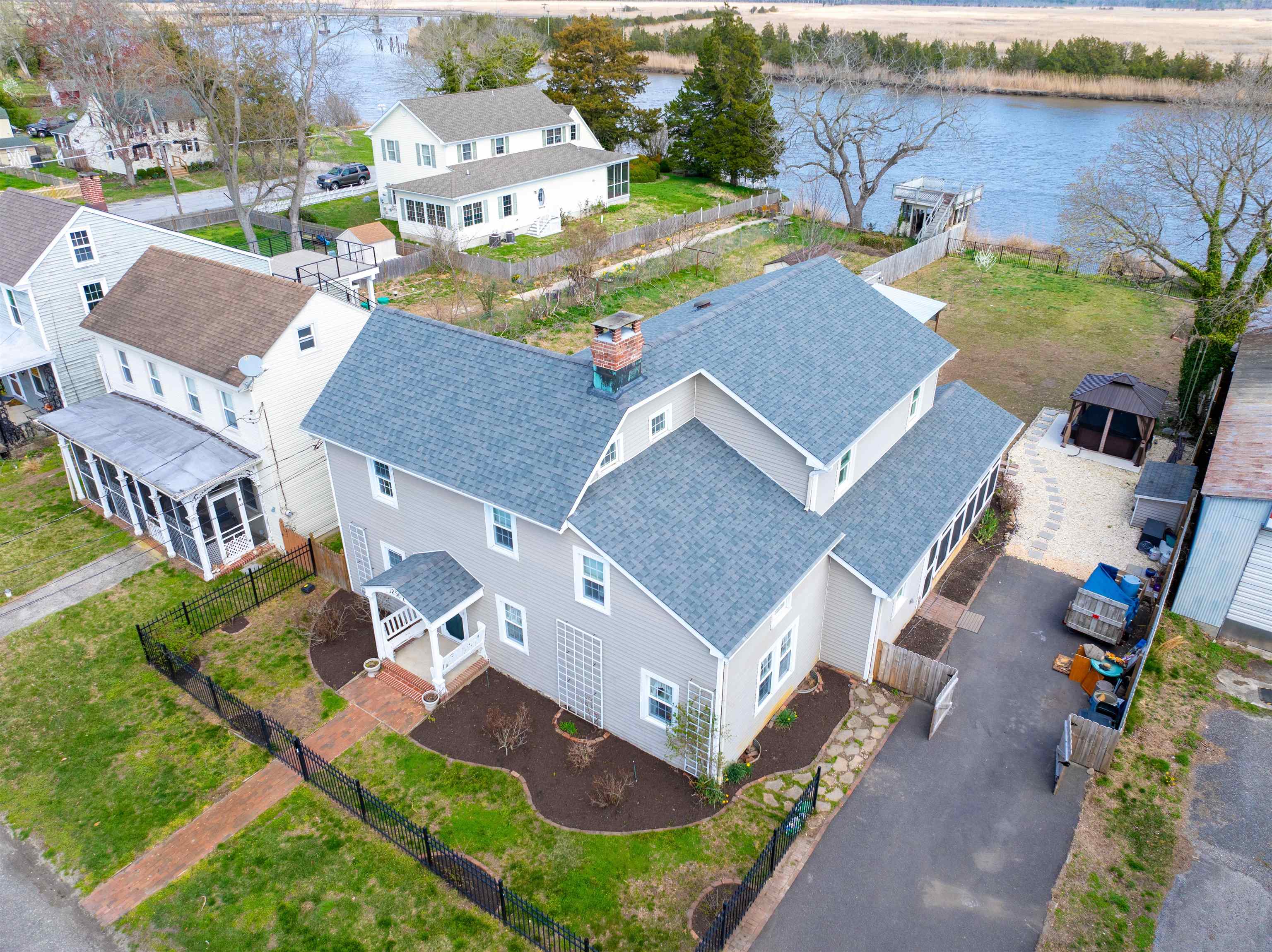 1230 Front Street