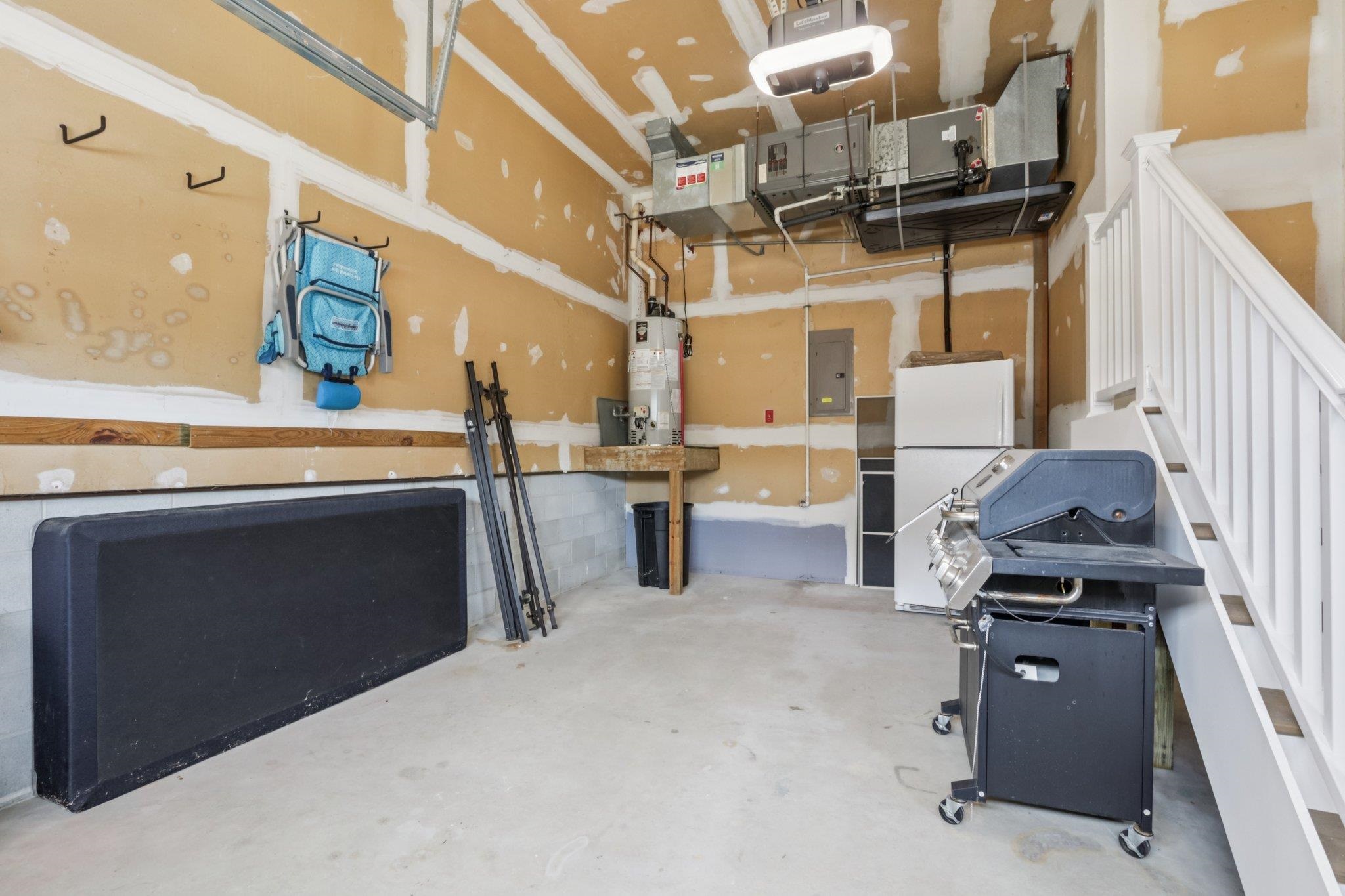 41 77th Street Unit: East