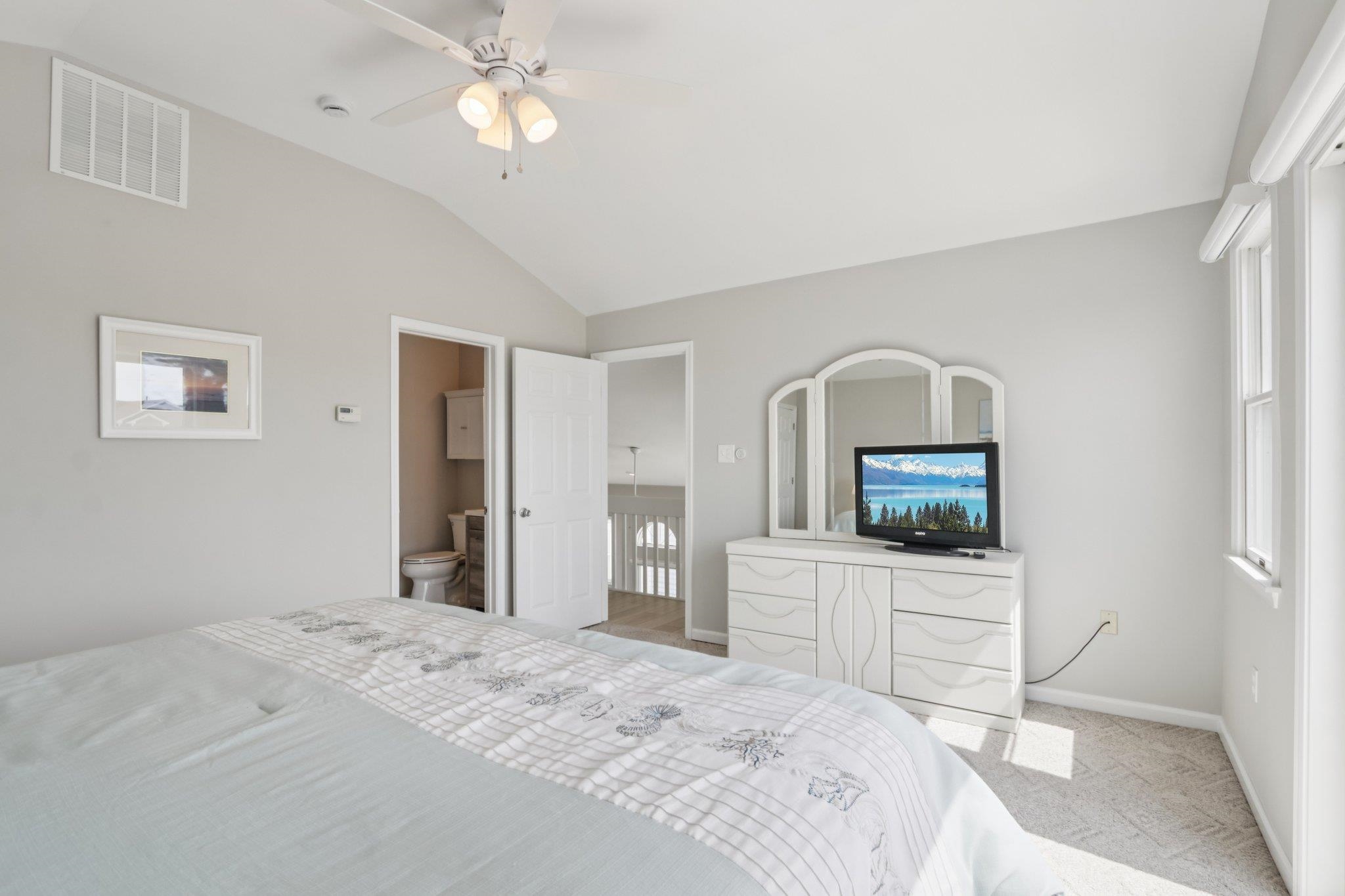 41 77th Street Unit: East