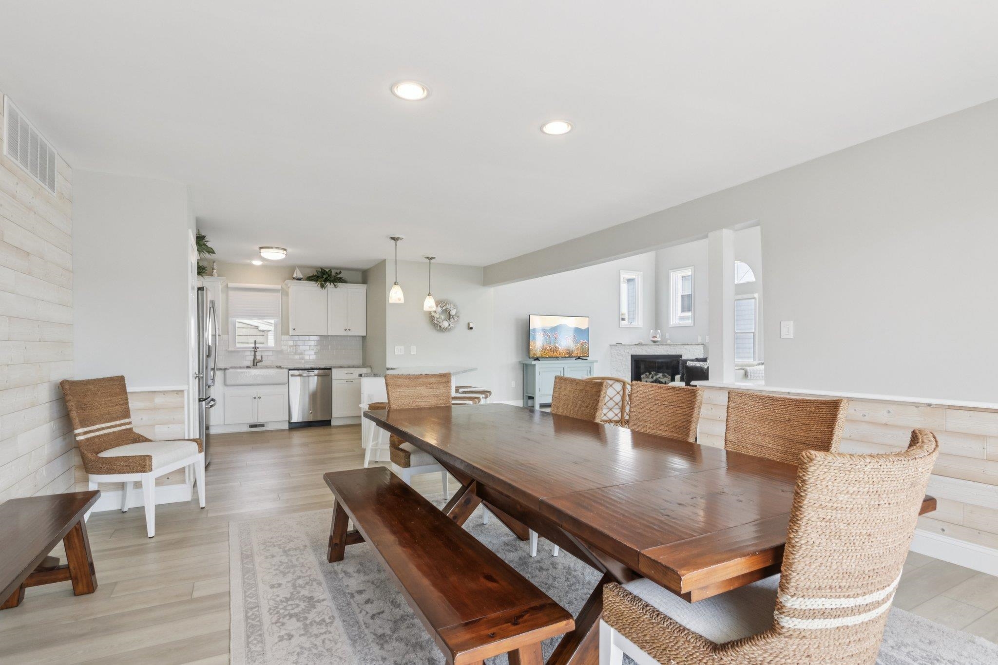 41 77th Street Unit: East