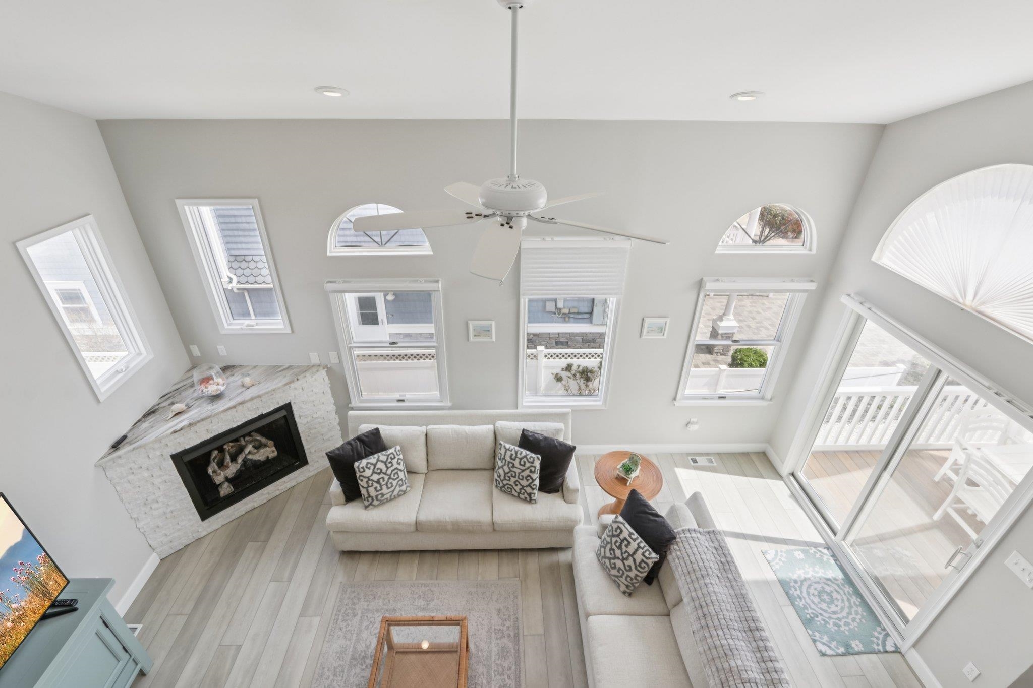 41 77th Street Unit: East