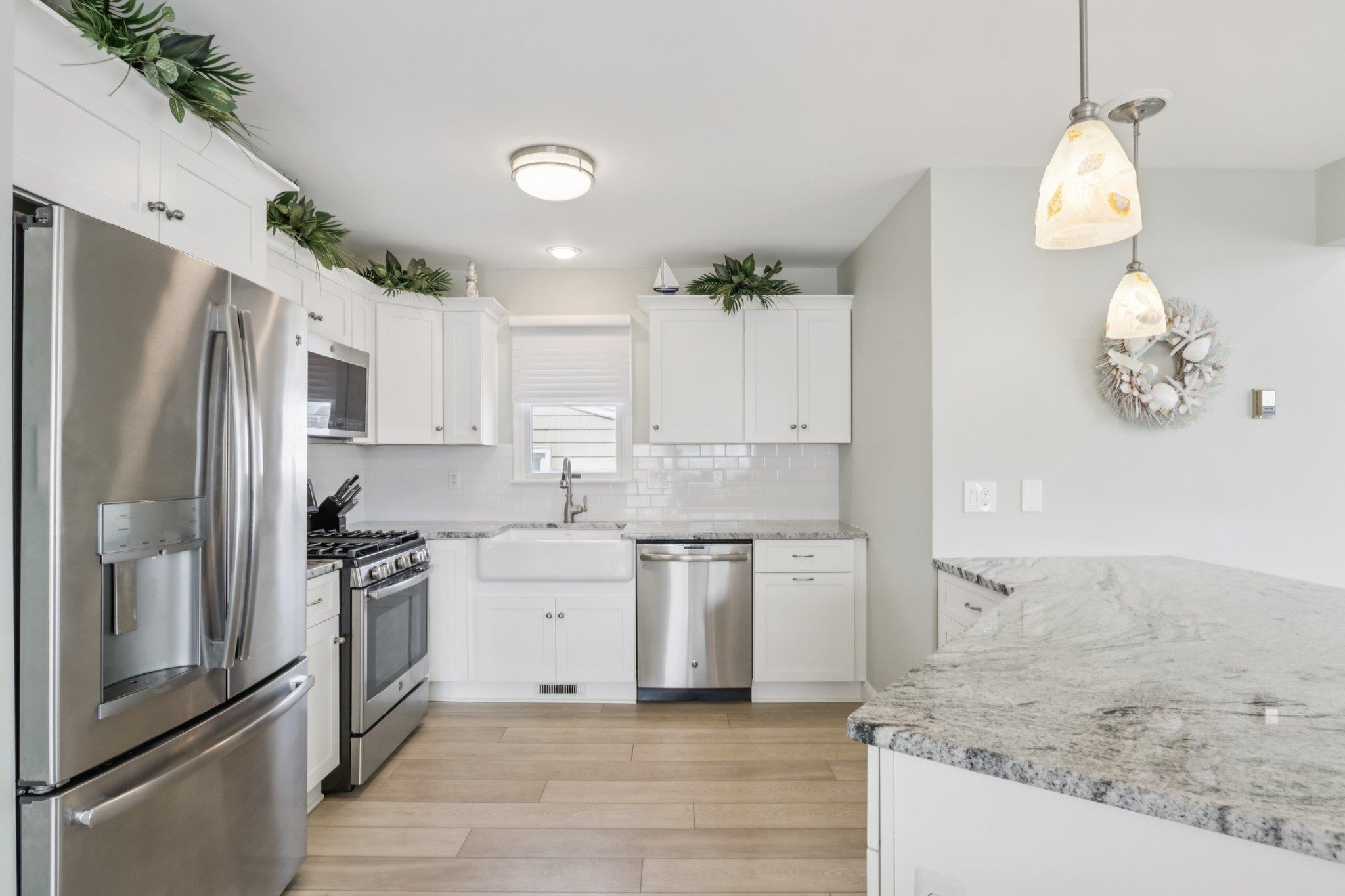 41 77th Street Unit: East