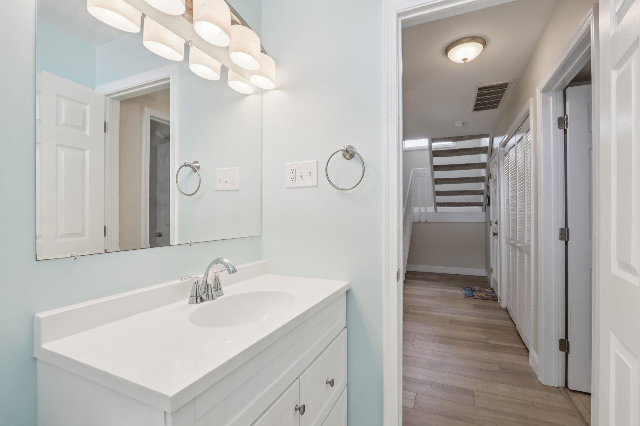 41 77th Street Unit: East