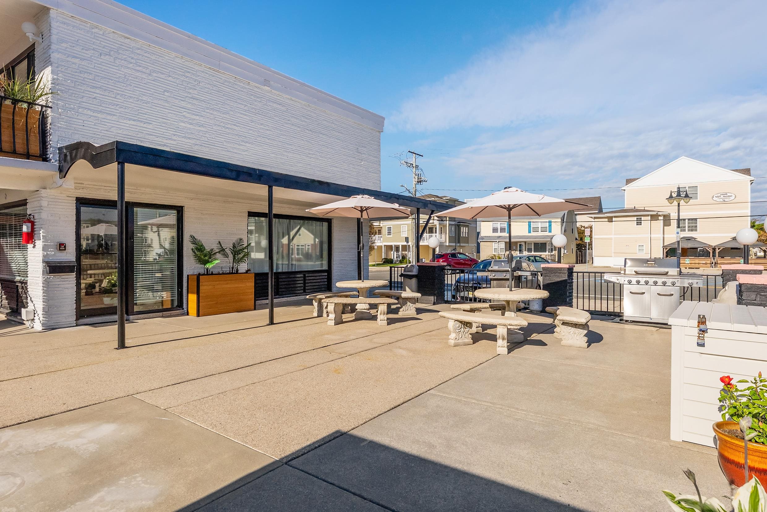 2101 Surf Avenue Unit: 106