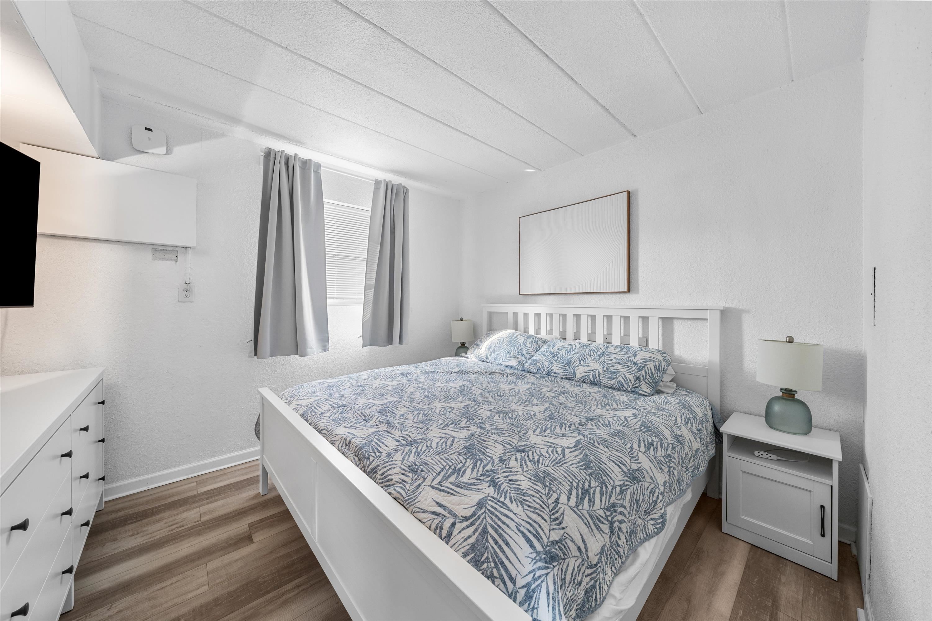 2101 Surf Avenue Unit: 213