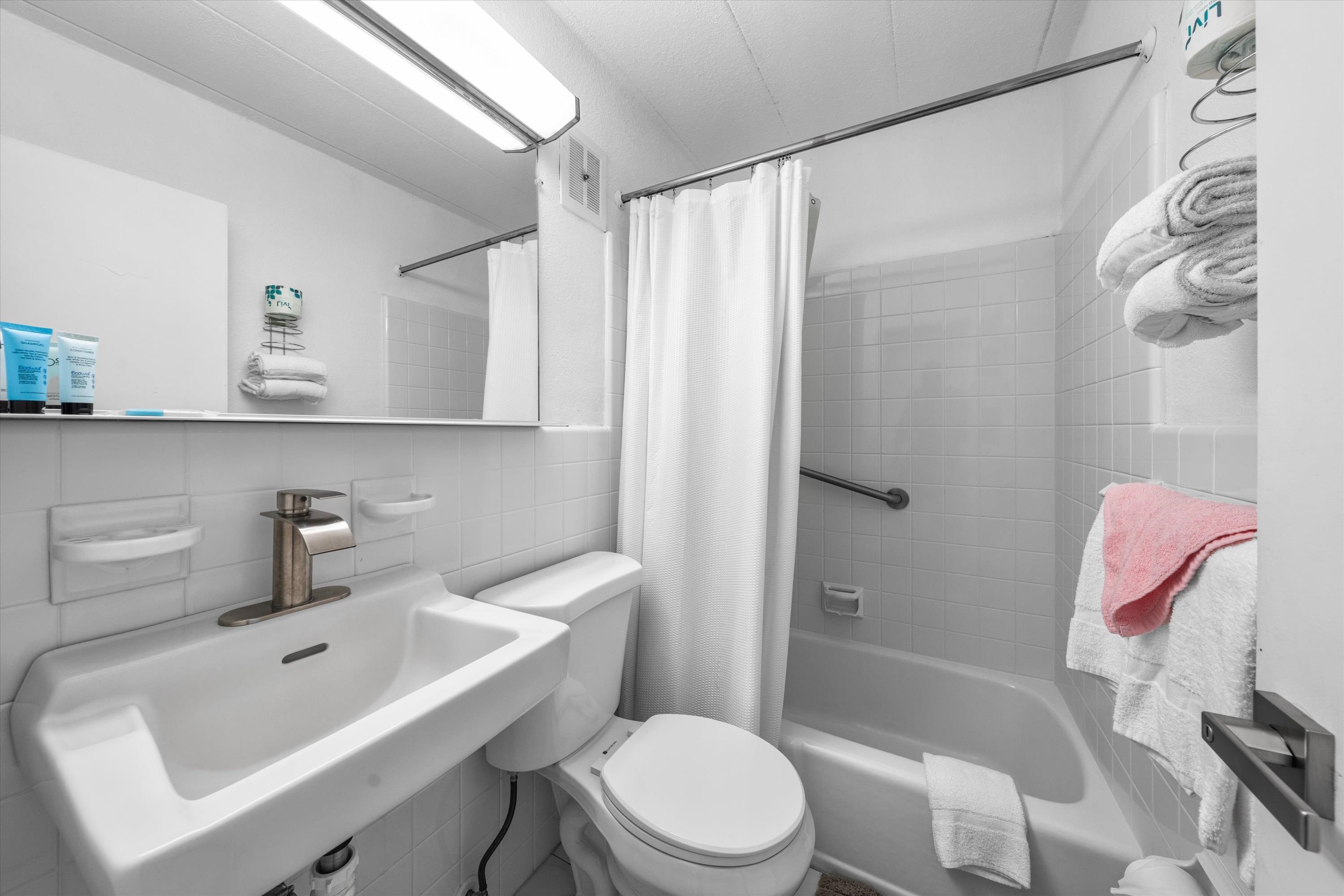 2101 Surf Avenue Unit: 213
