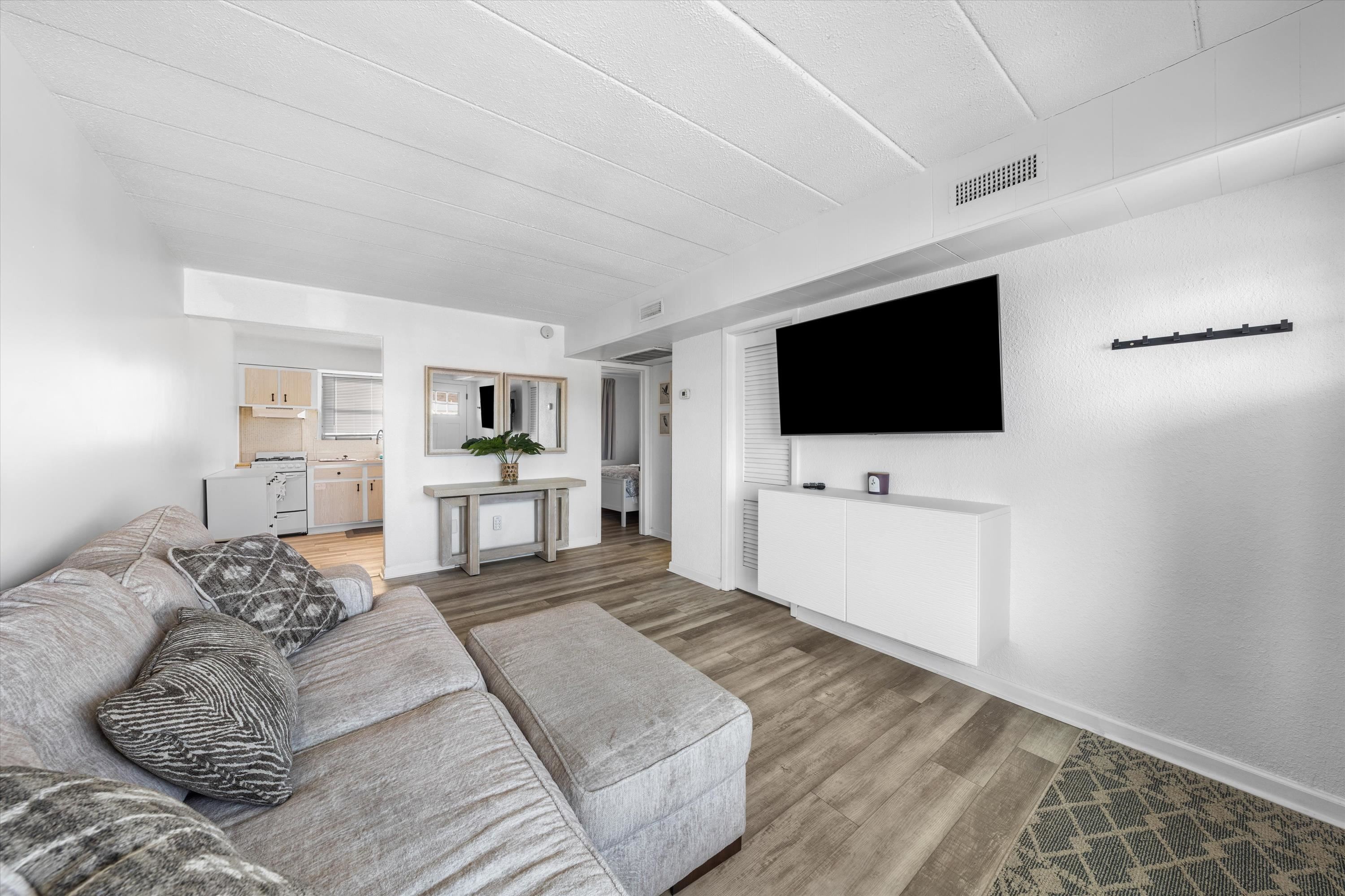 2101 Surf Avenue Unit: 213
