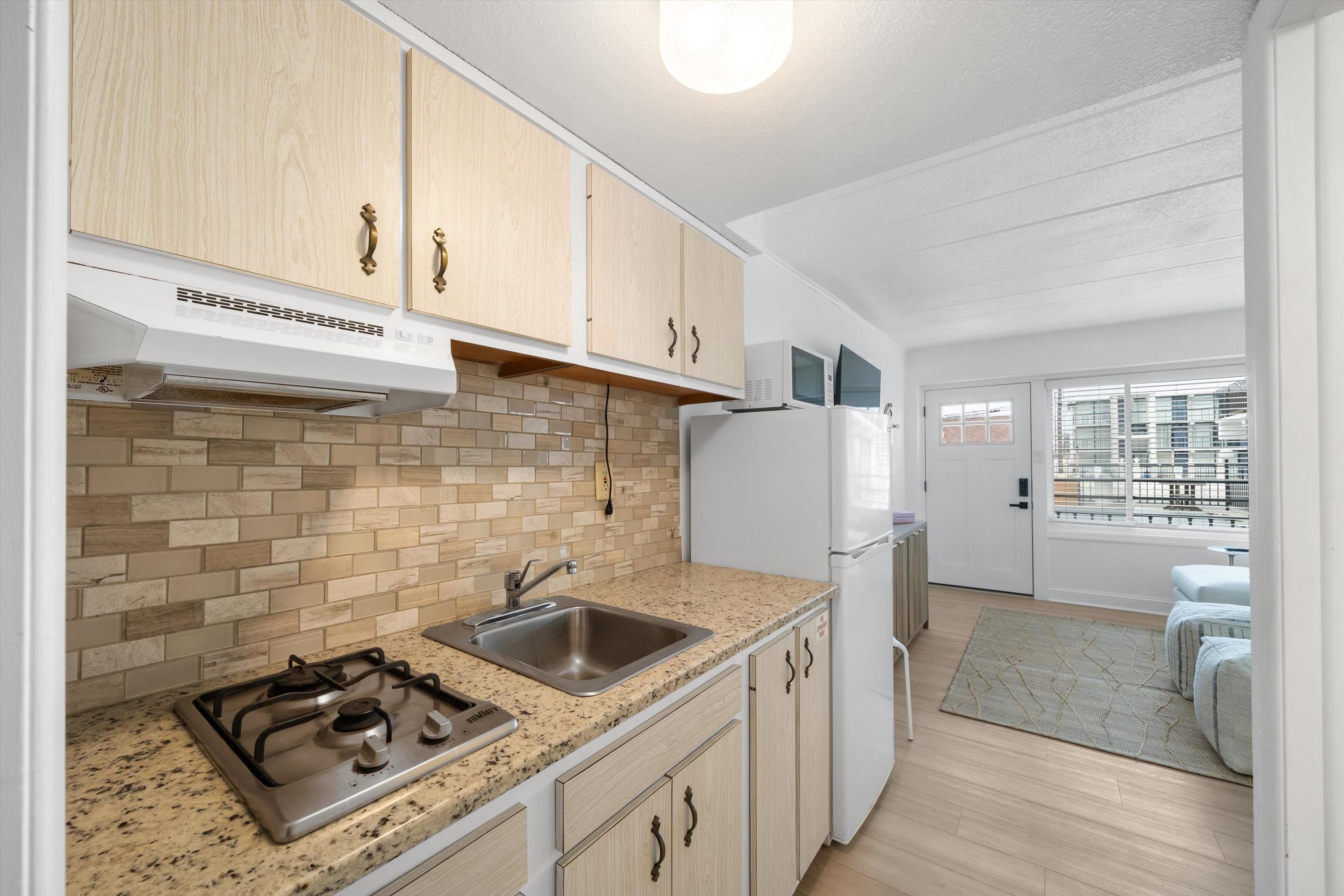 2101 Surf Avenue Unit: 107