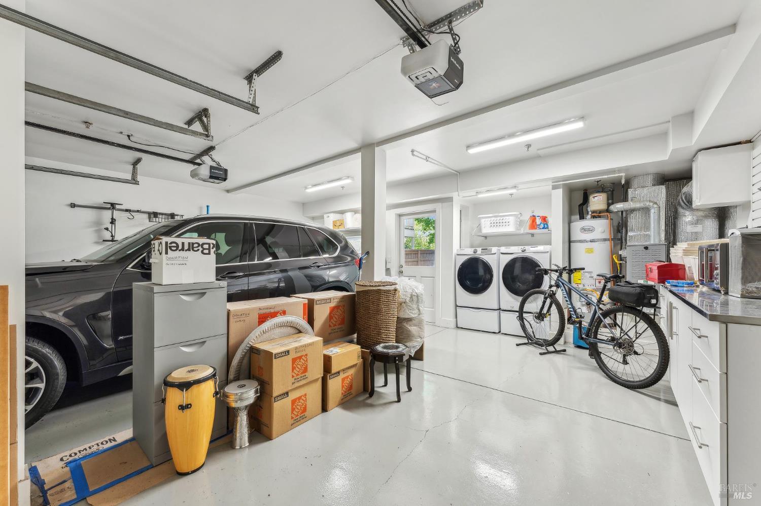 249 E Blithedale Ave