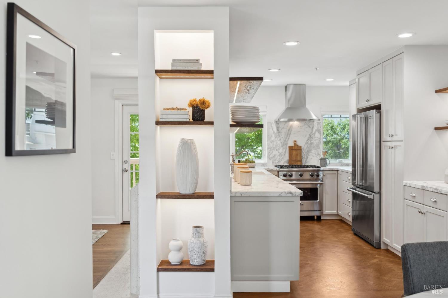 249 E Blithedale Ave