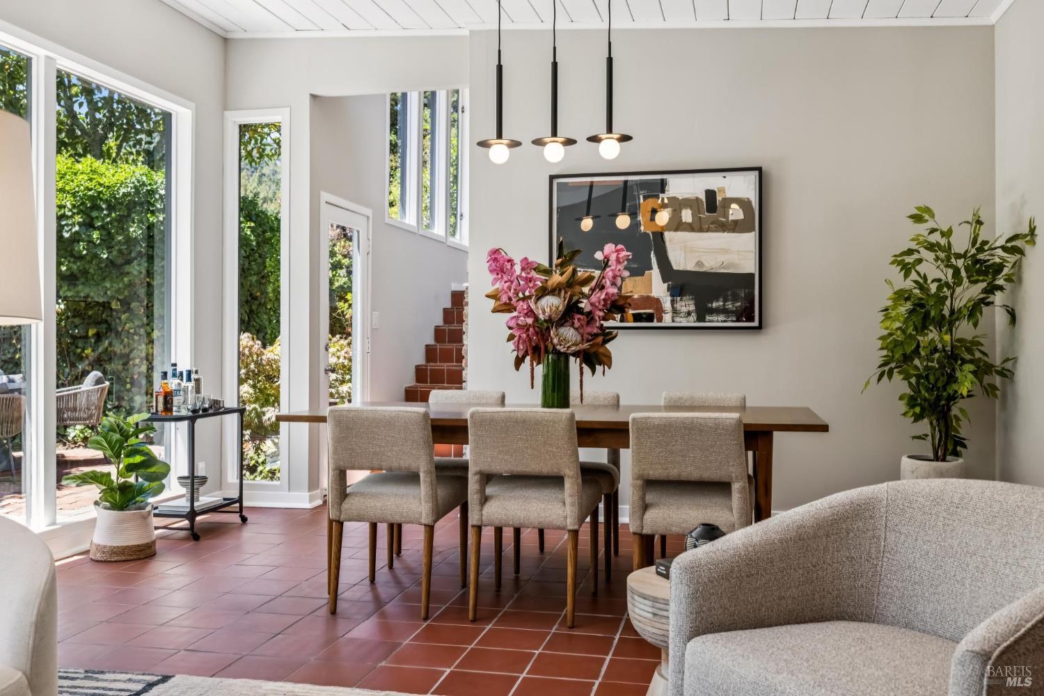29 Portola Ln