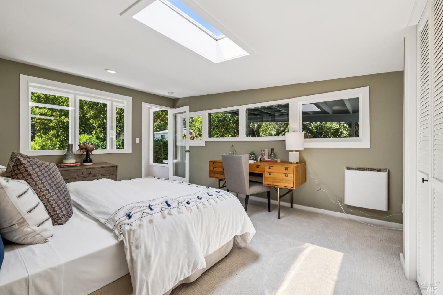 29 Portola Ln