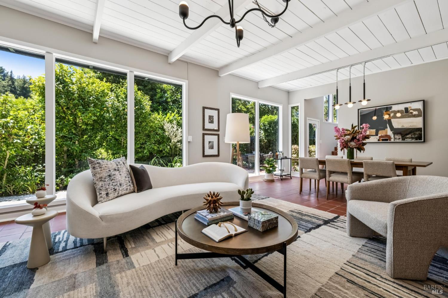 29 Portola Ln