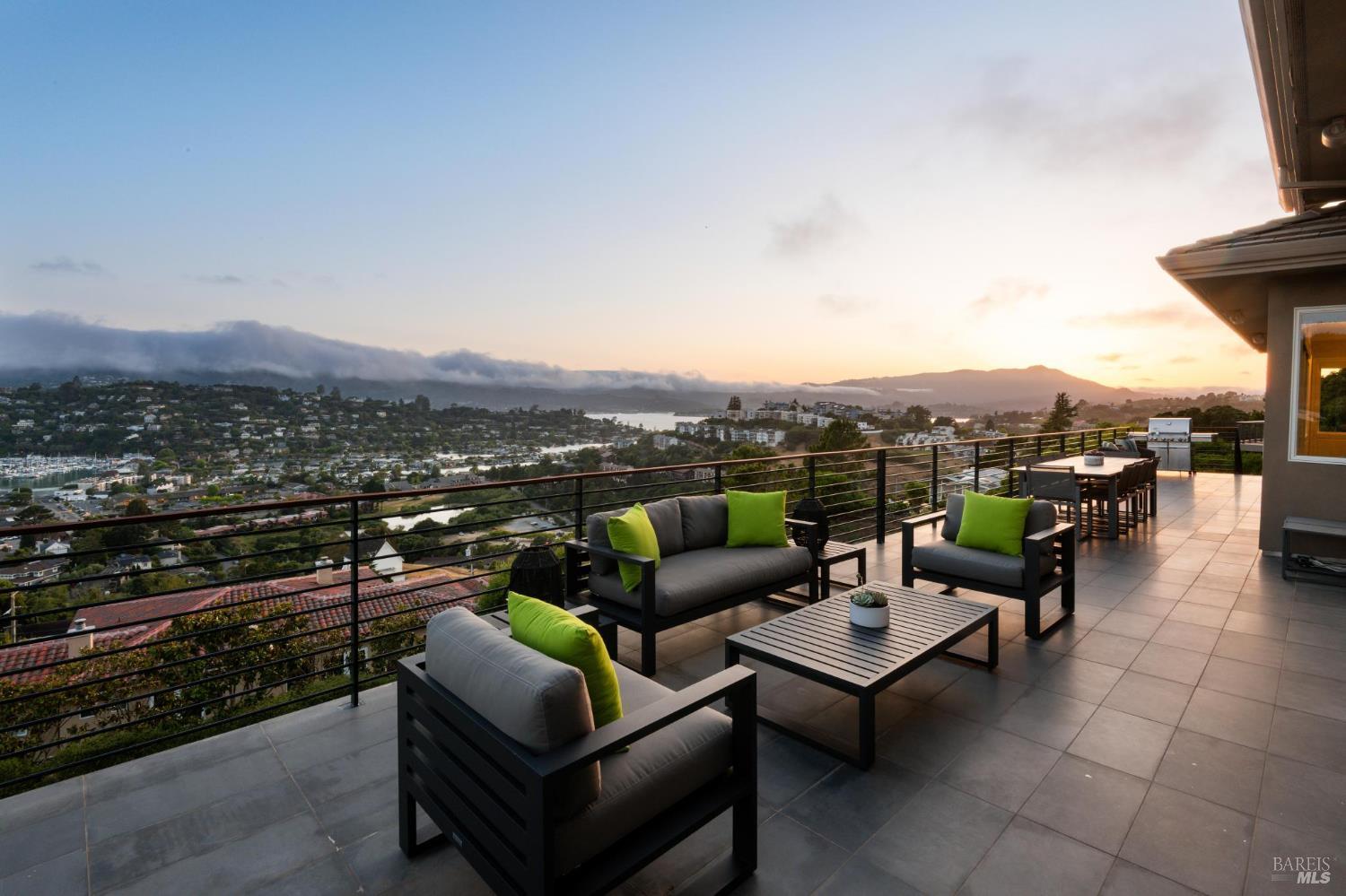 Front-Row Seat to the Bay Area’s Most Iconic Views