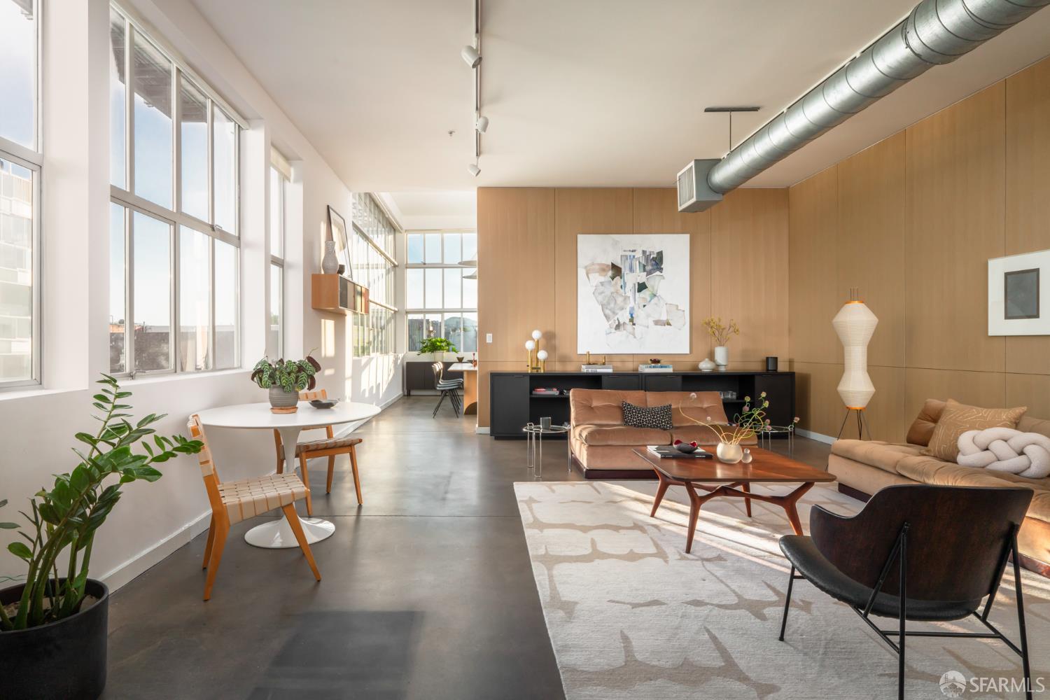 73 Sumner Street # 304