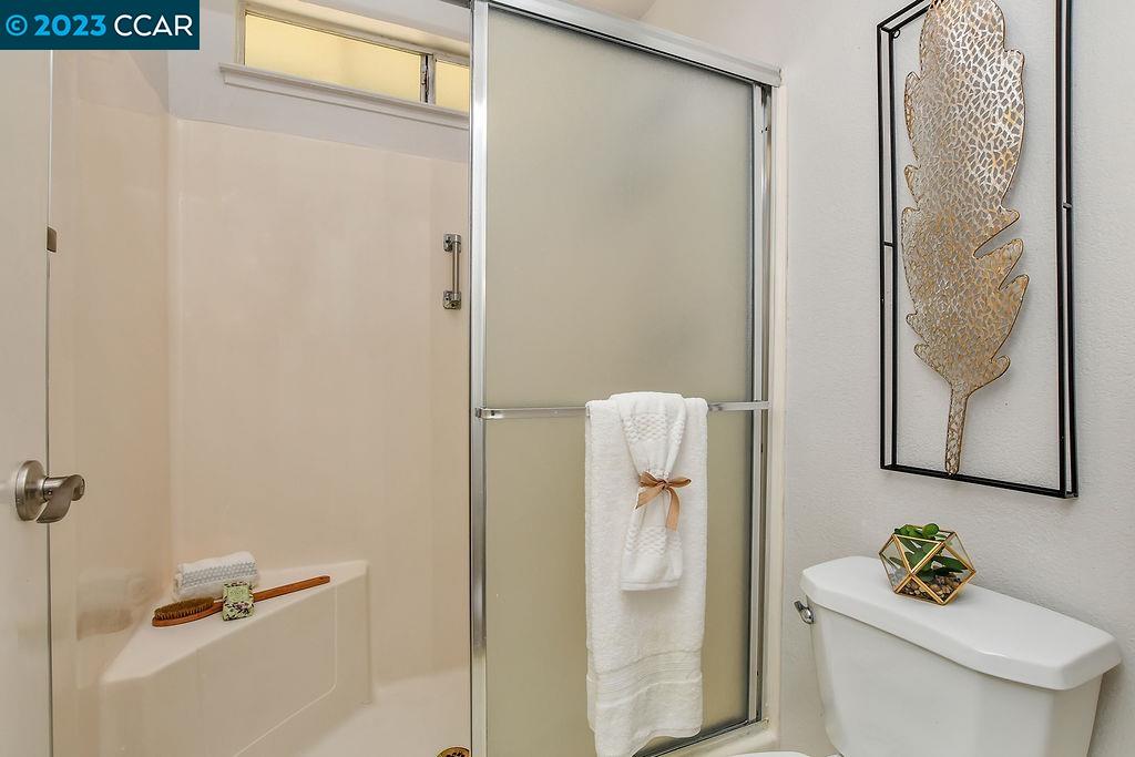 1069 Stoneybrook Dr.