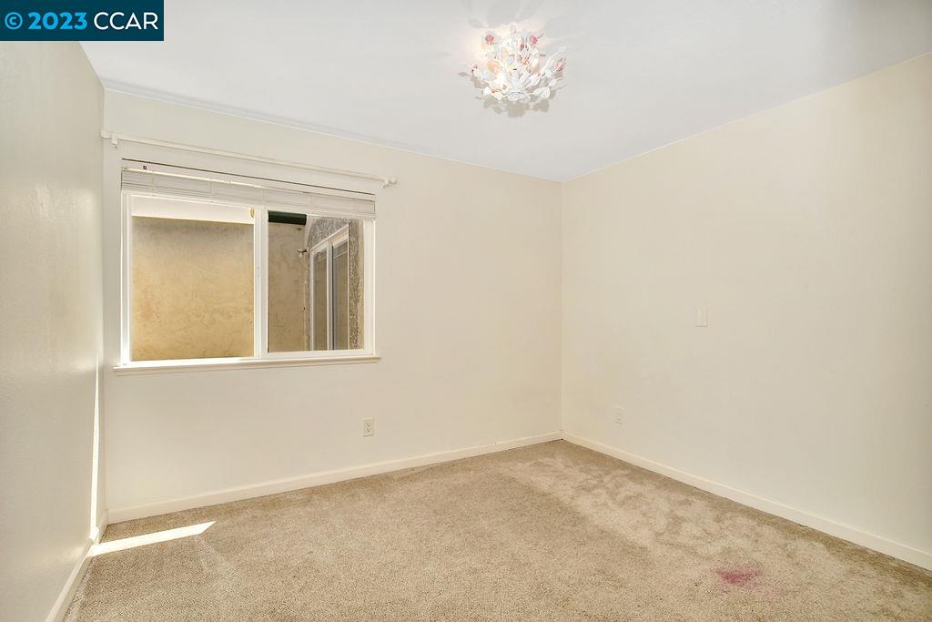 1069 Stoneybrook Dr.