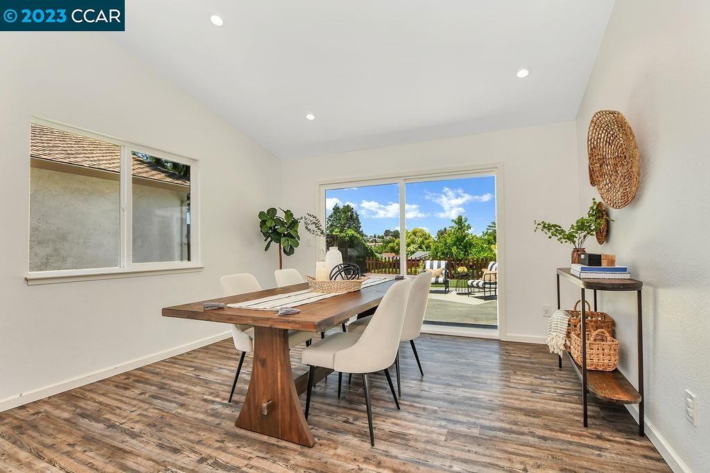 1069 Stoneybrook Dr.