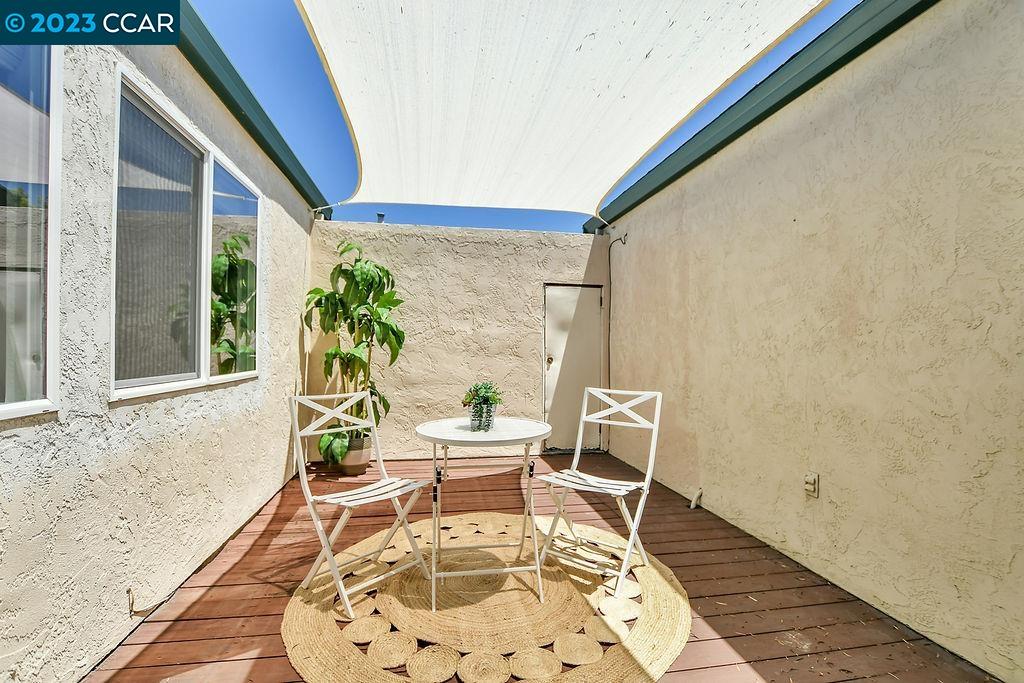 1069 Stoneybrook Dr.