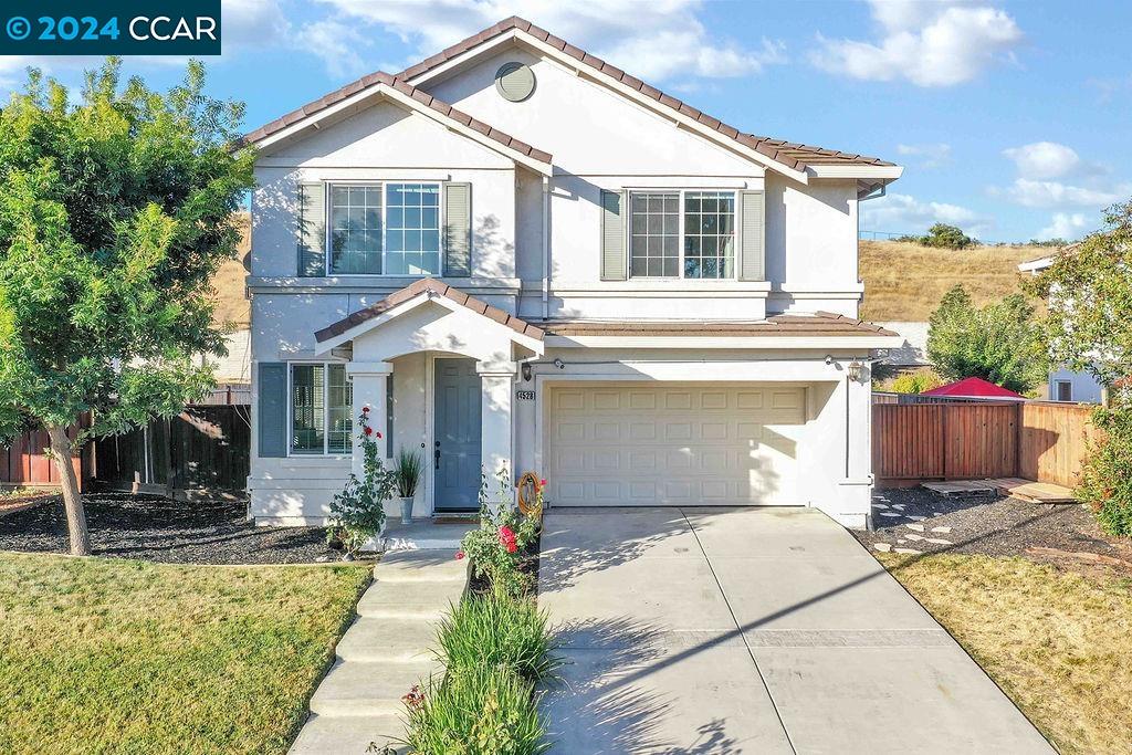 4528 Actriz Place